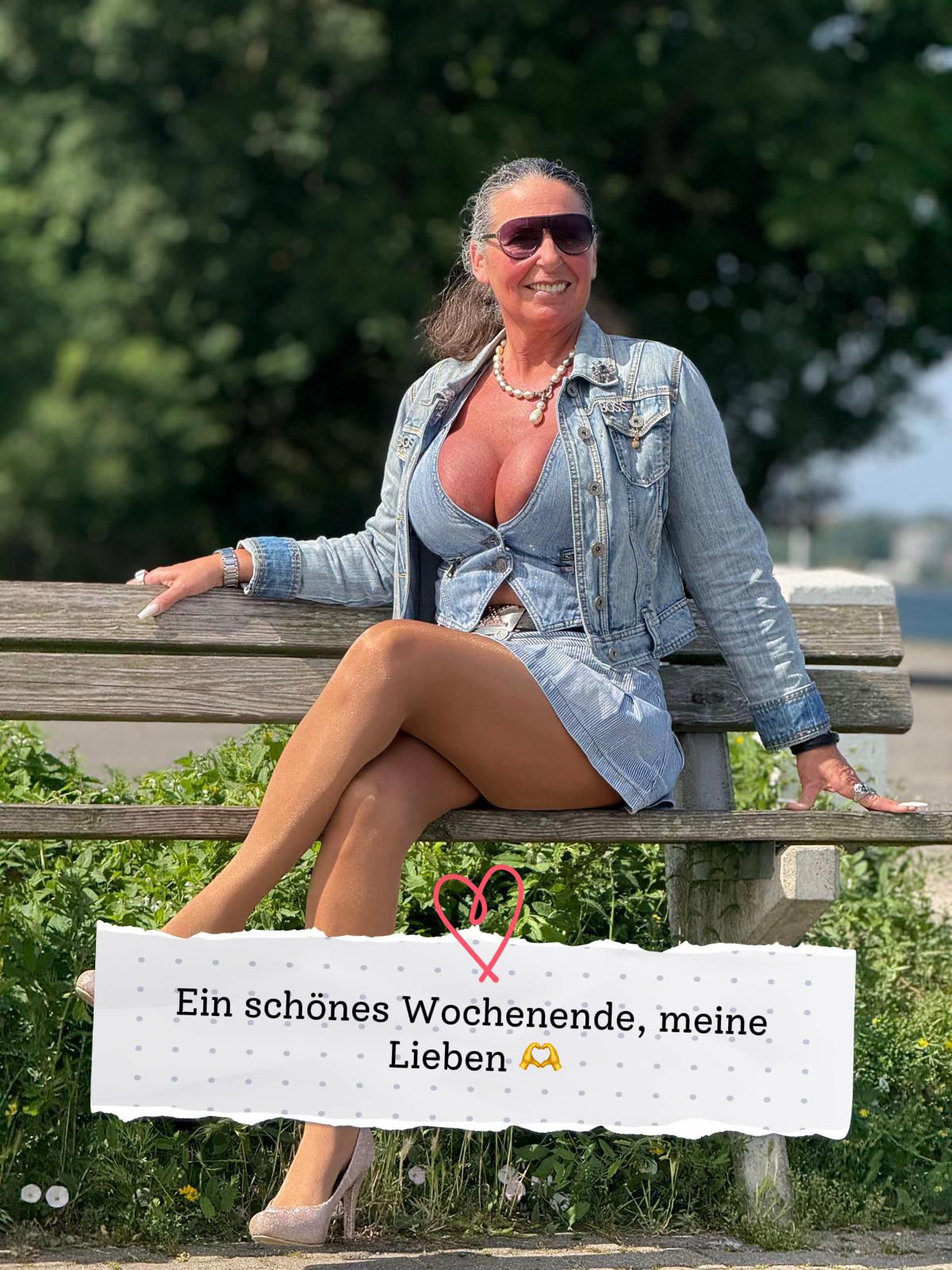 @Carla Lagerfeld