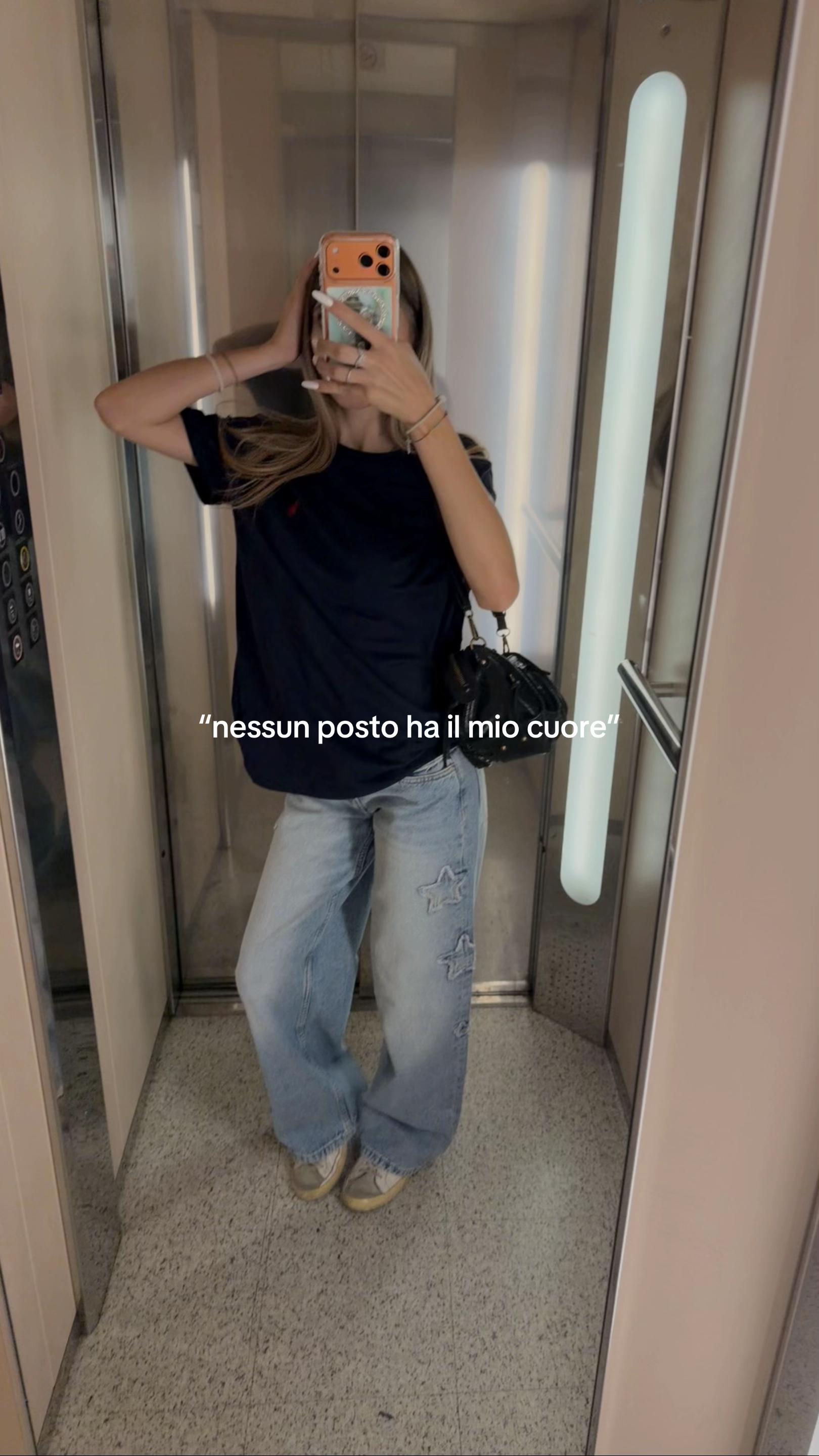 @𝐂𝐨𝐫𝐲★