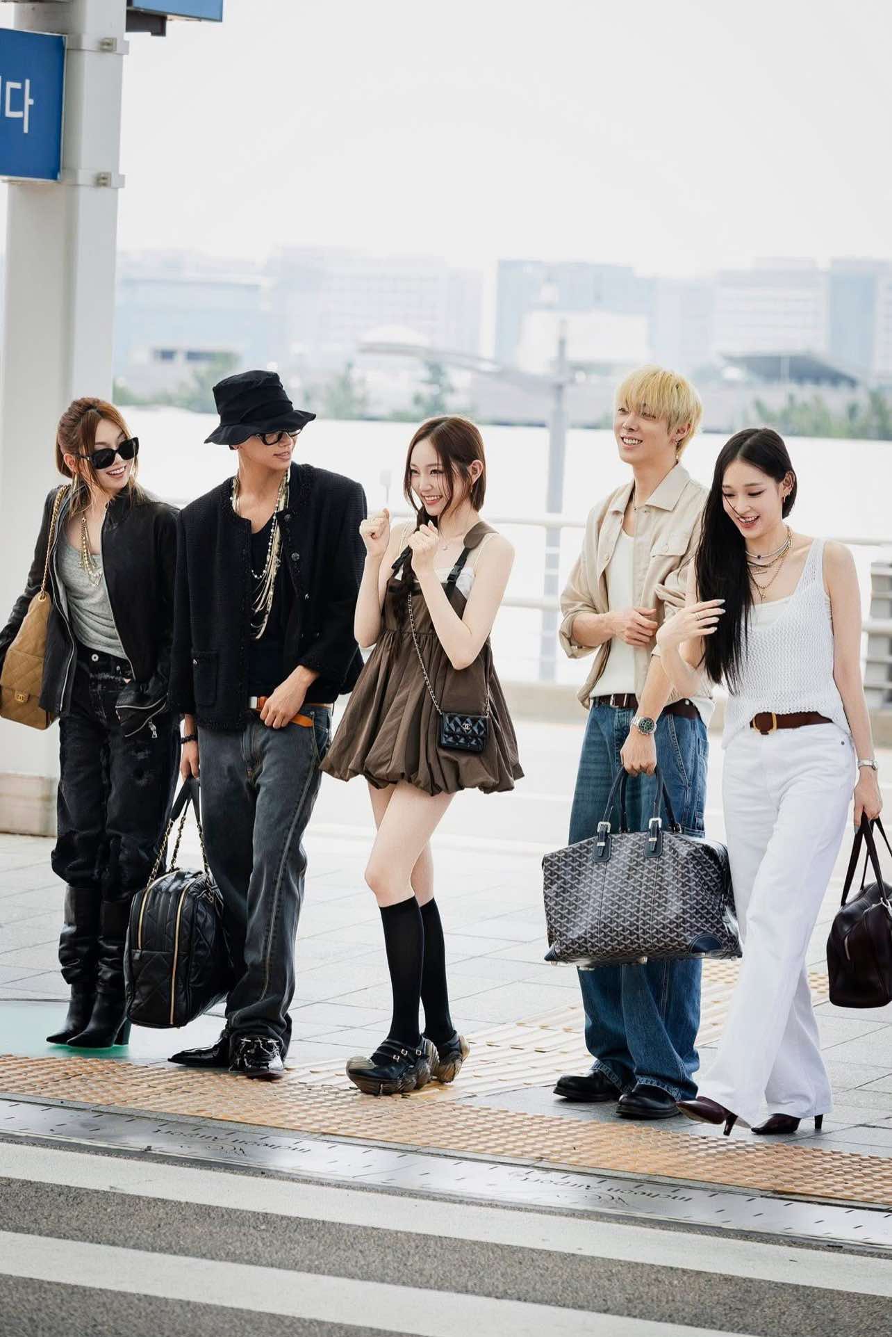 @foreverdayone