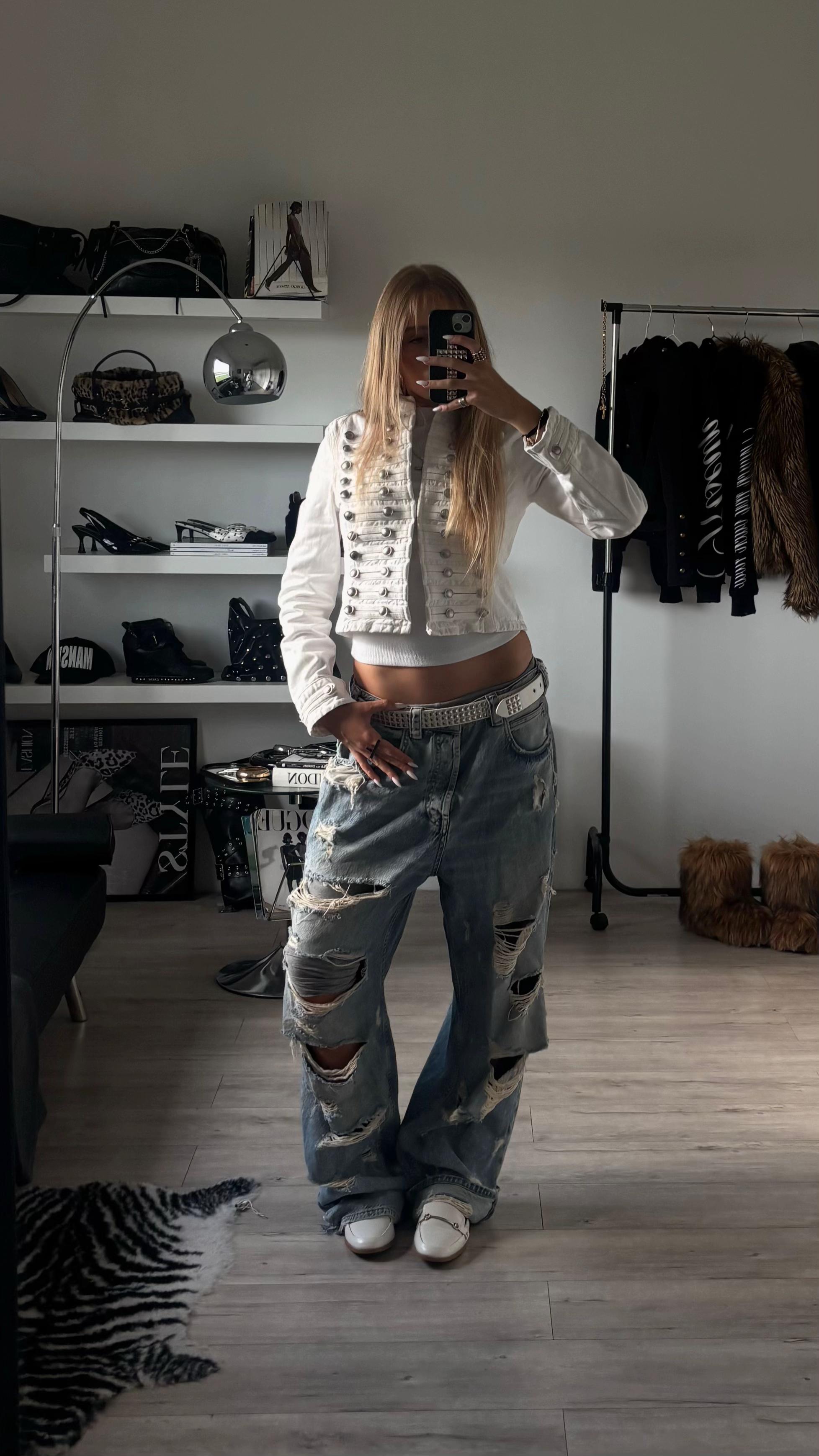 @Ig: em_lka.a