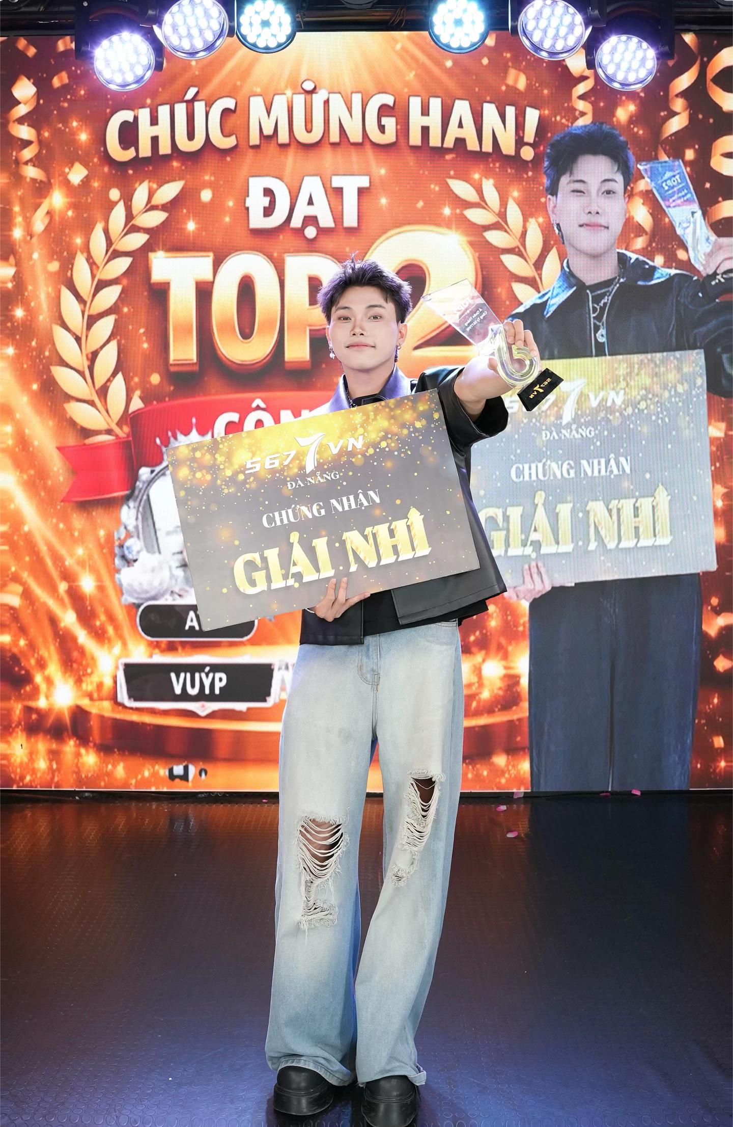 @PHOENIX 🐦&zwj;🔥 Tuyển idol