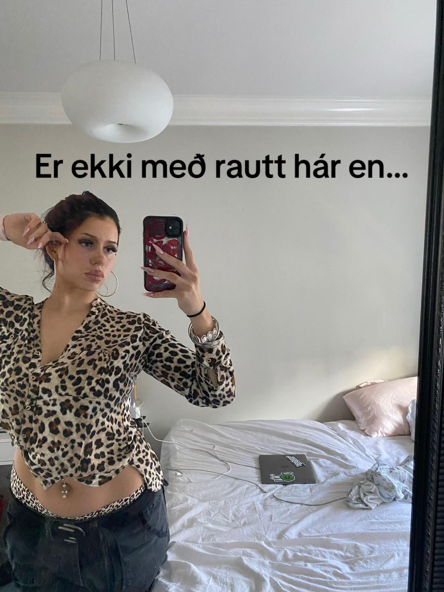 @Vala<3