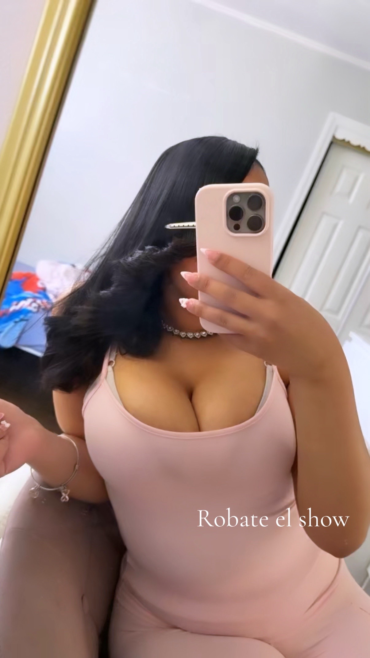 @𝑀𝒶𝓇𝑒𝓁𝓎𝓃𝓍𝑜𝓍𝑜