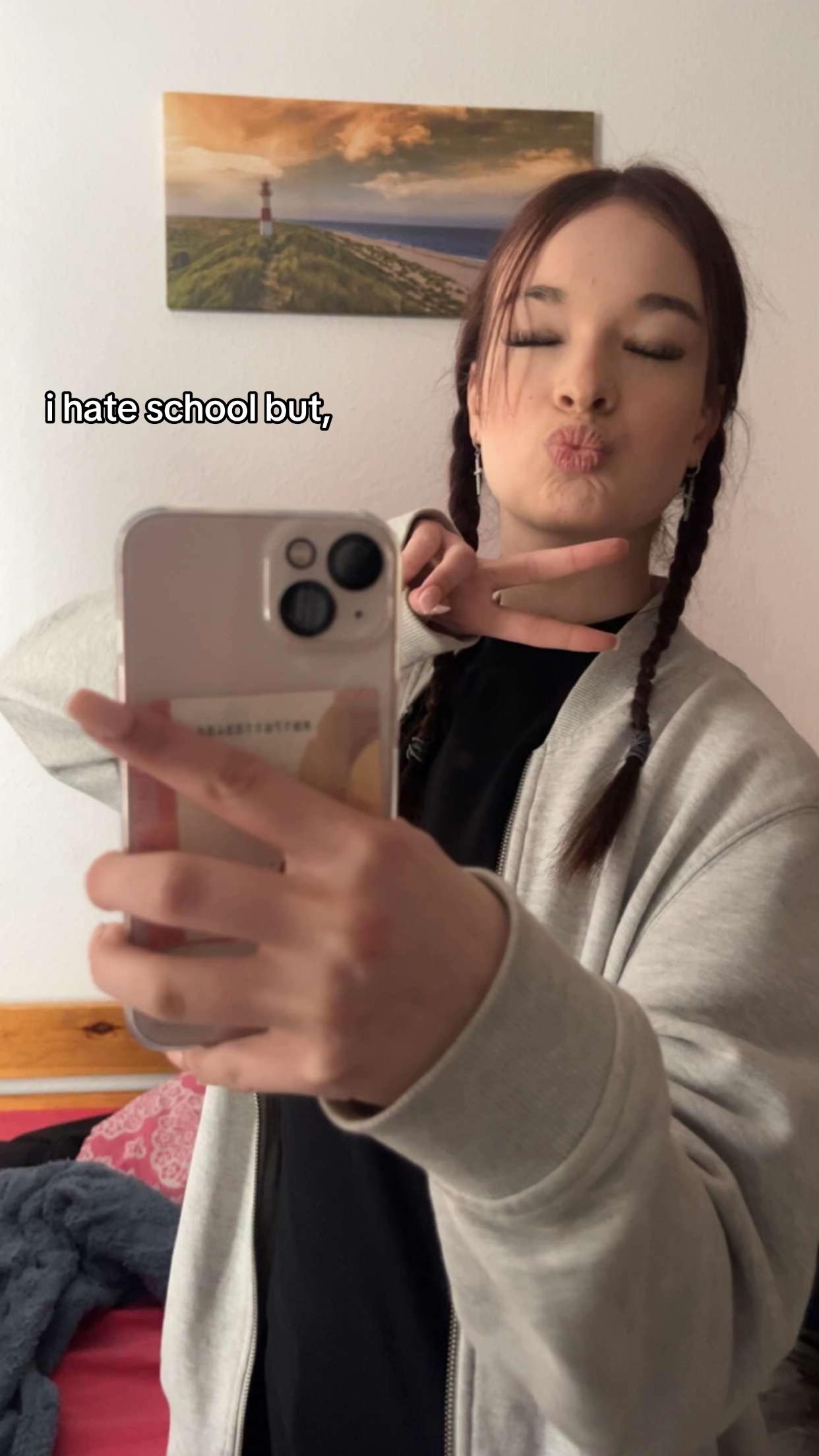 @❦