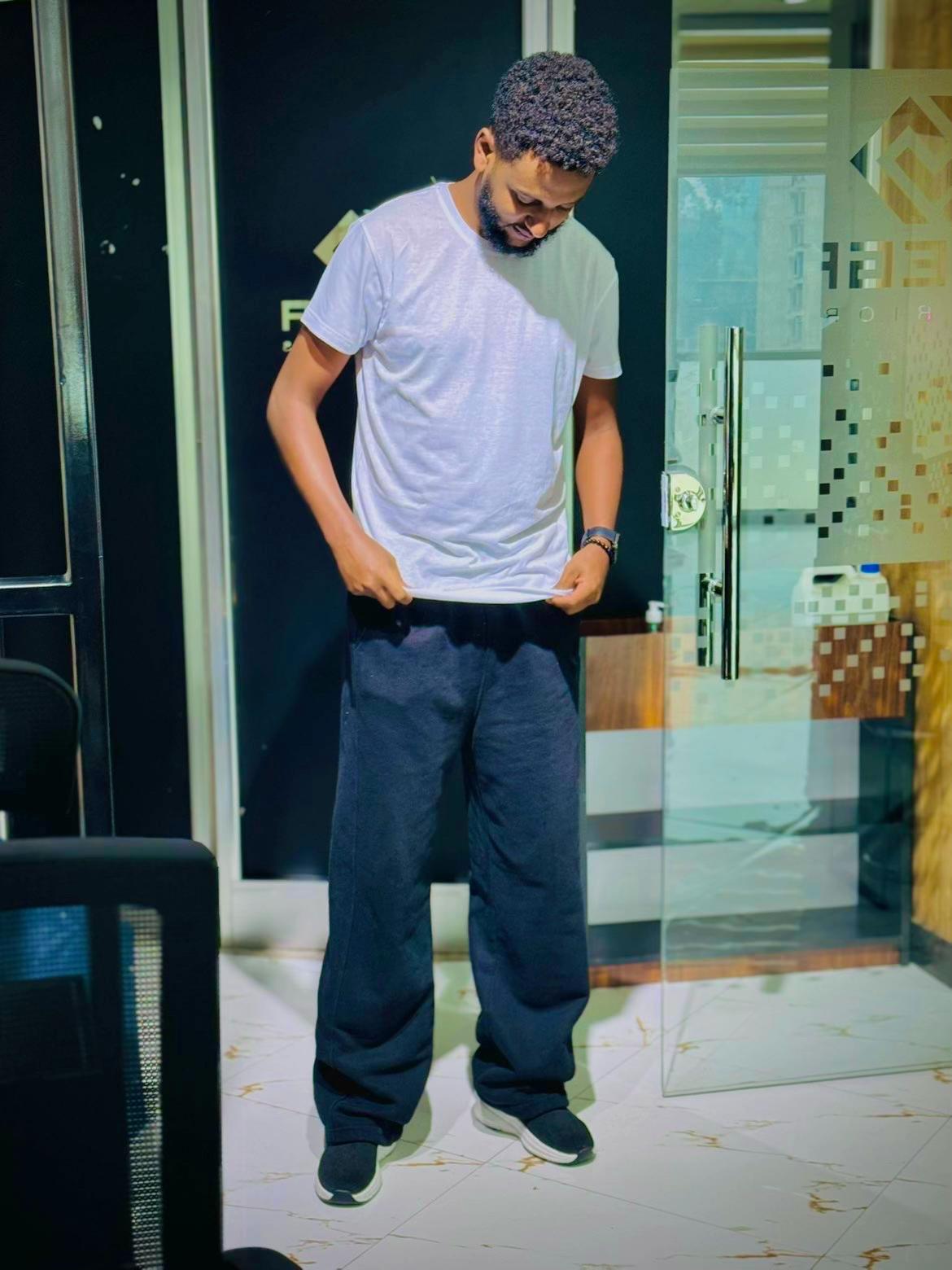 @Abusi_ali