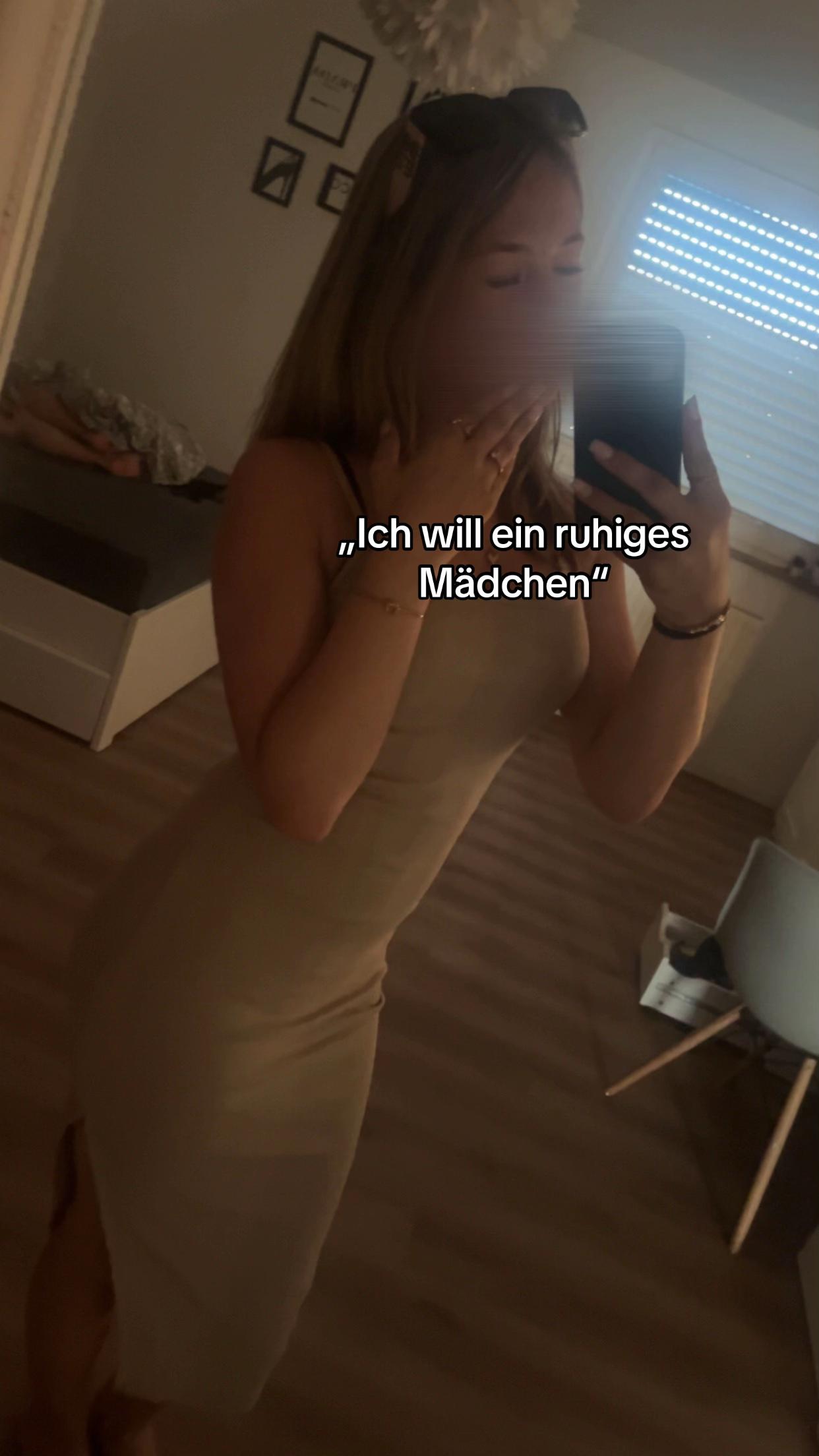 @๐๐ข๐.๐๐.๐๐โ