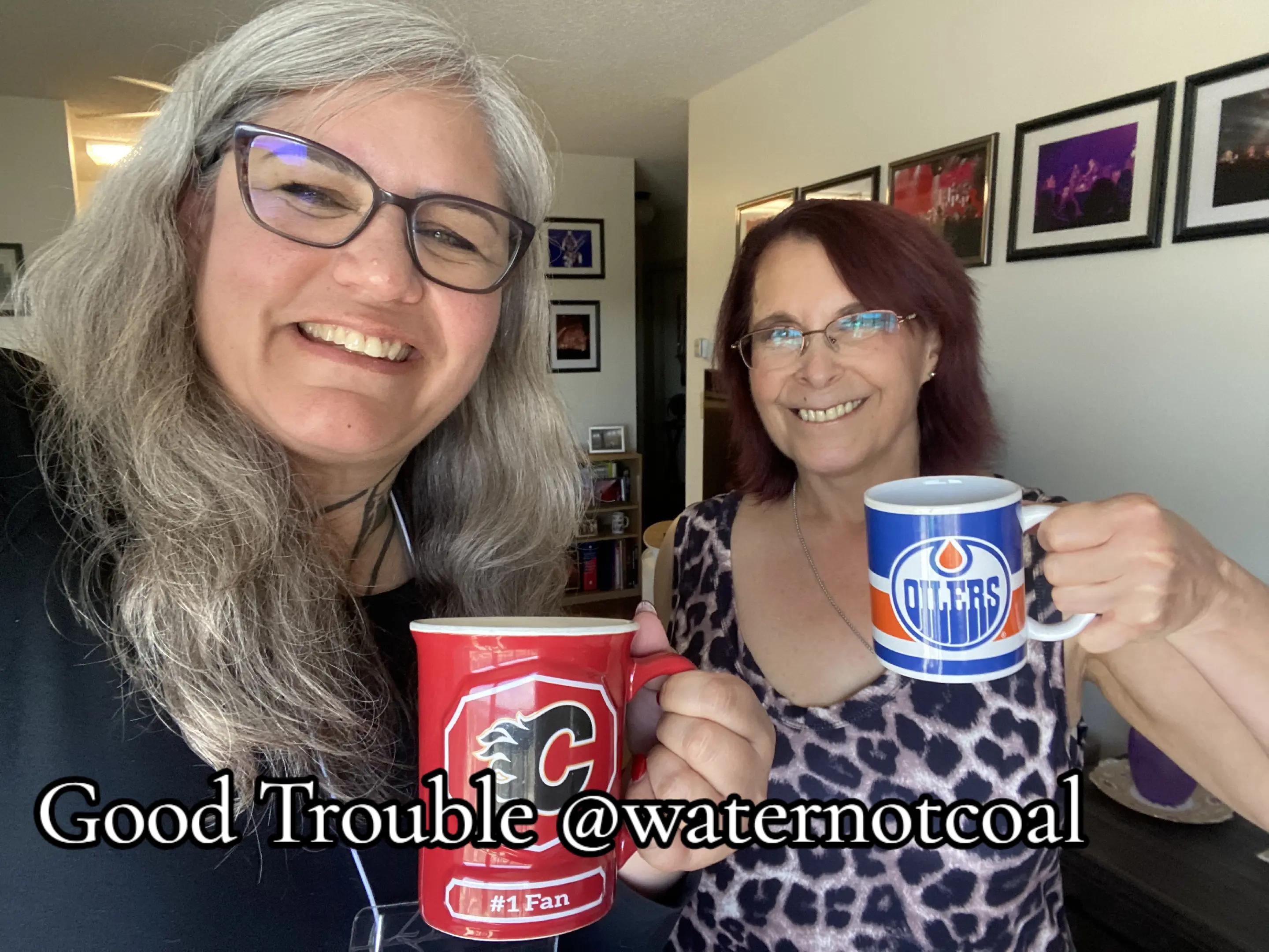 @Debbie Elicksen 🇨🇦🇺🇦🤘🧡