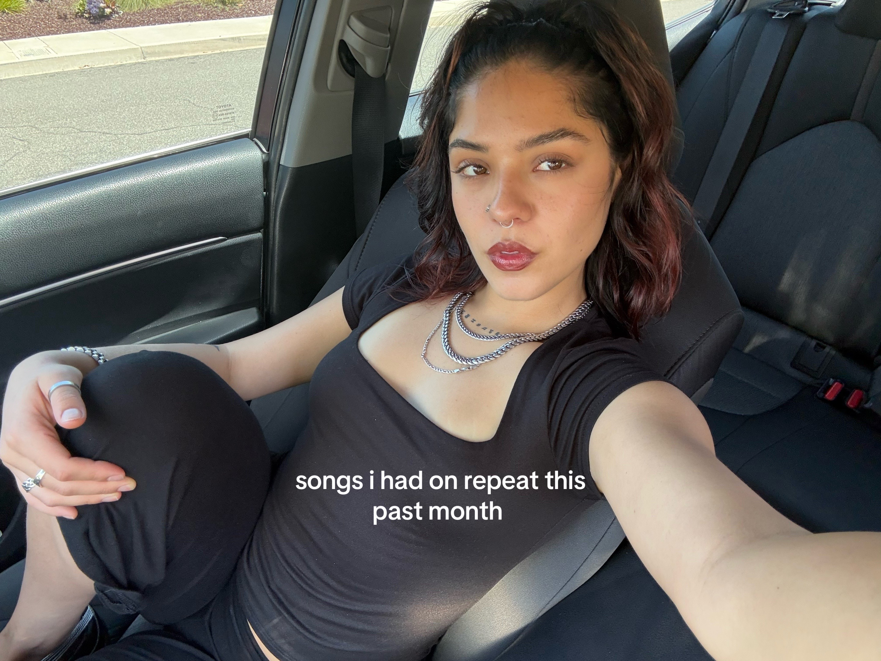 @lily
