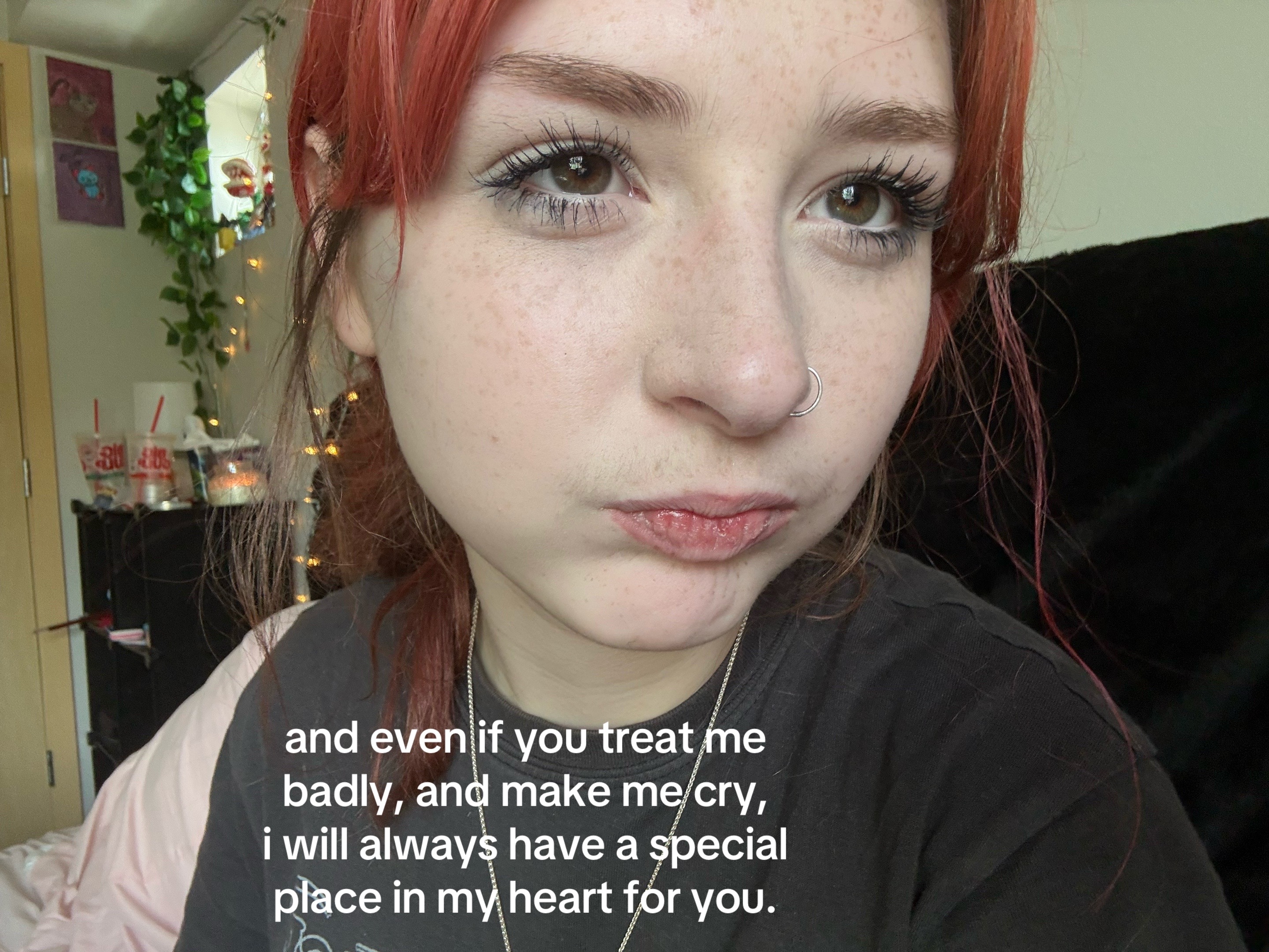 @Lyndsey Lou🦇