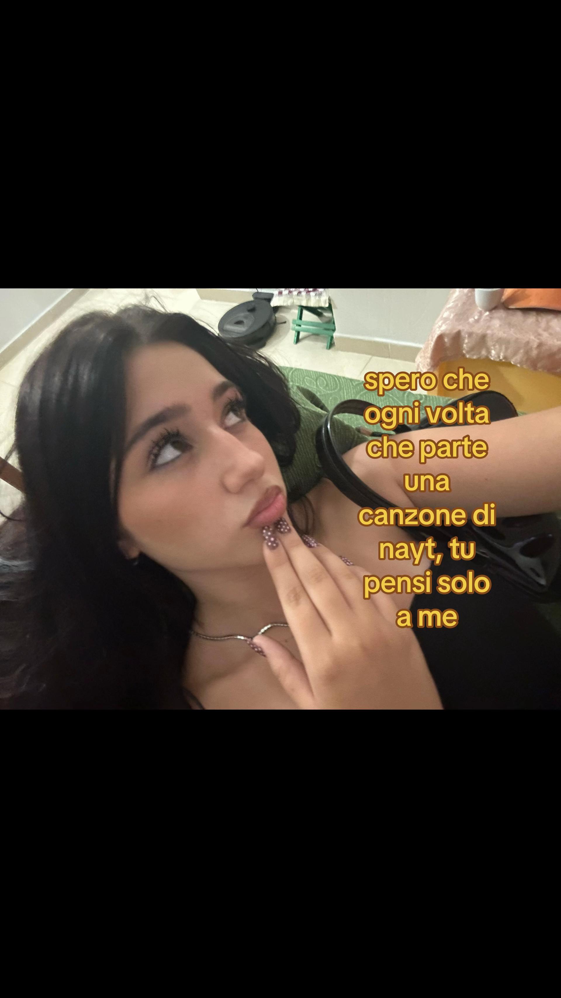 @🧛🏻♀️