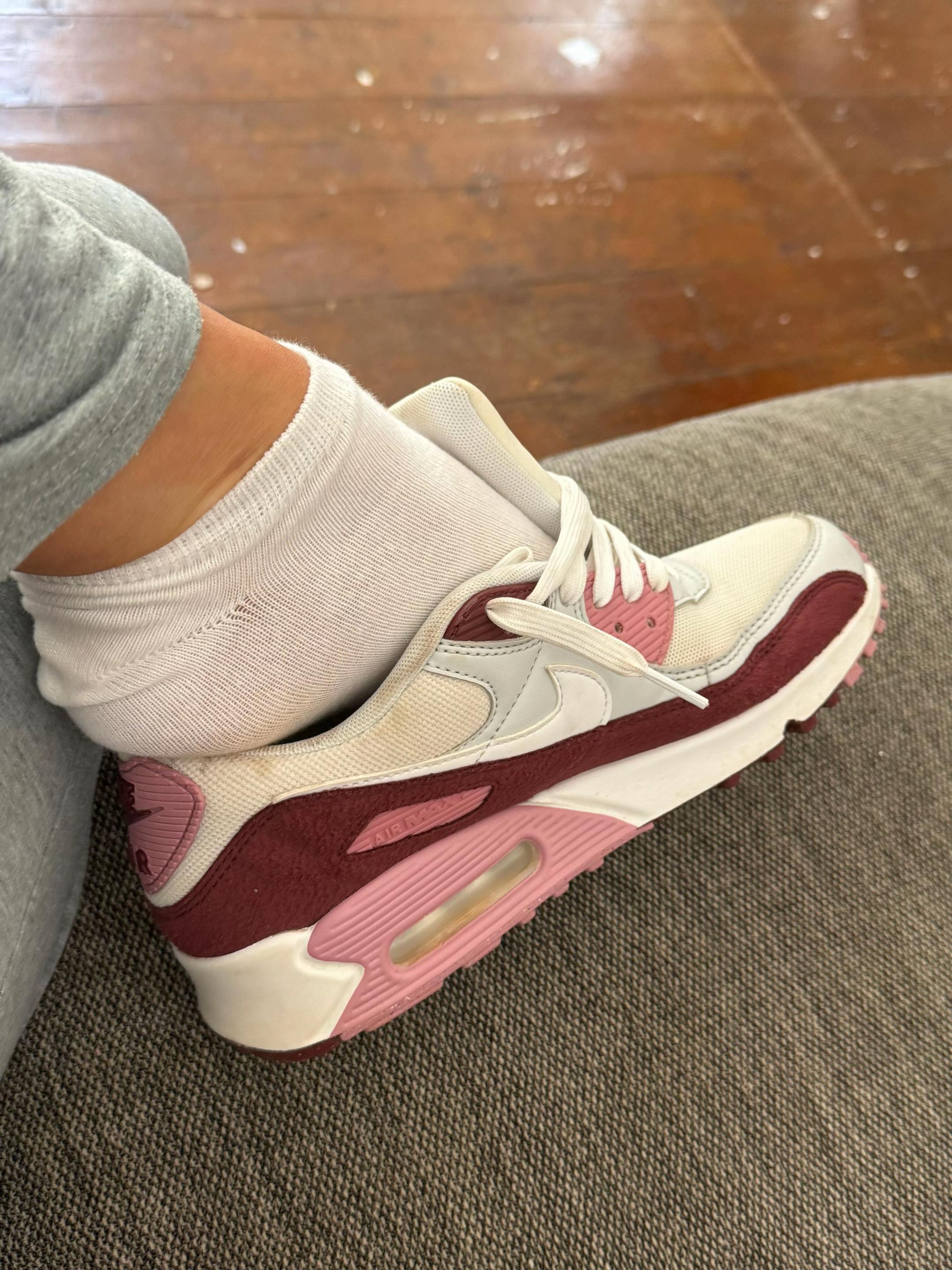 @Sneaker Goddess