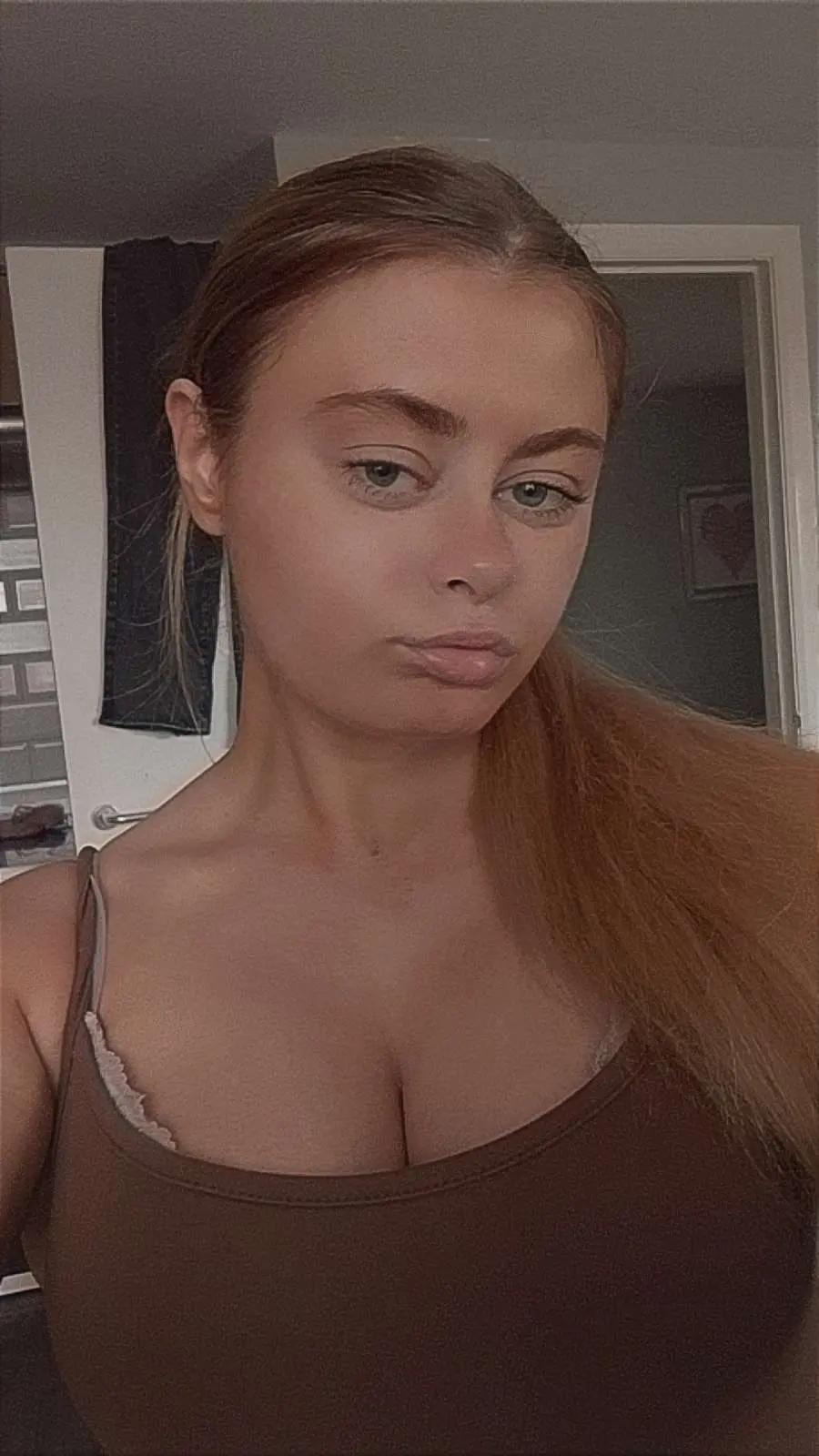 @✨🖤Aimee devine✨🖤