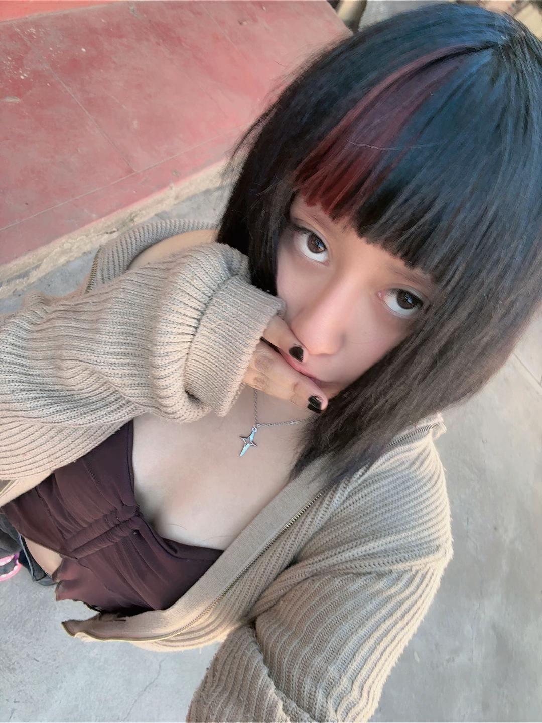 @๐๐ต๐ช๐ฟ๐ฒ๐ชโจ๐ง