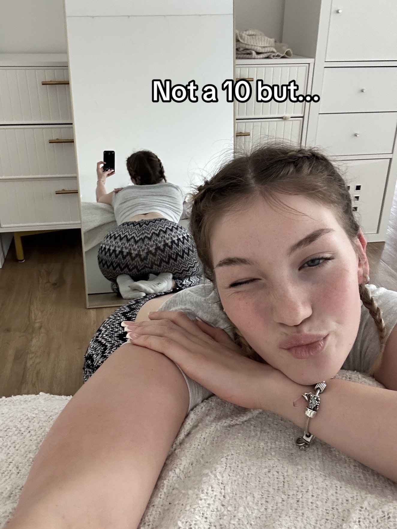 @Kellyyy