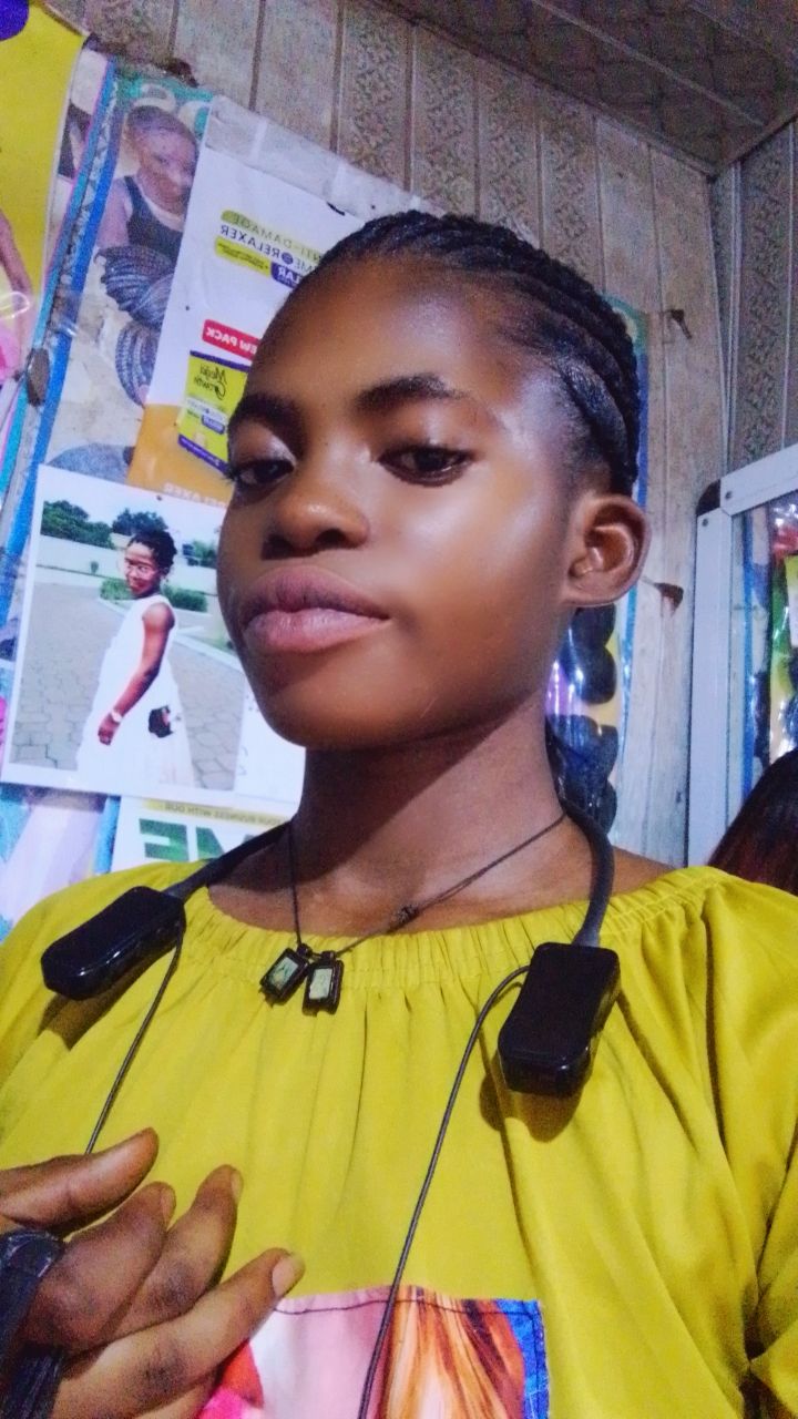 @💖👑Flower girl🌹( Amaghana Ba