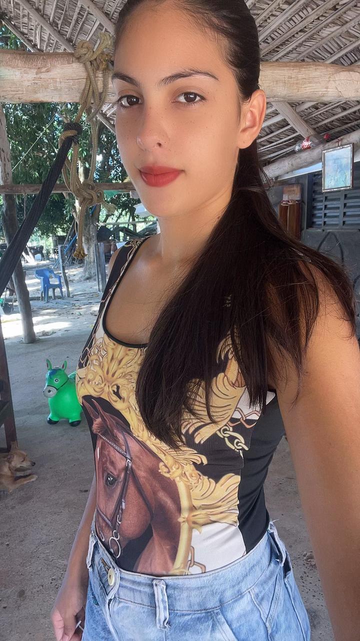 @andrielly2388