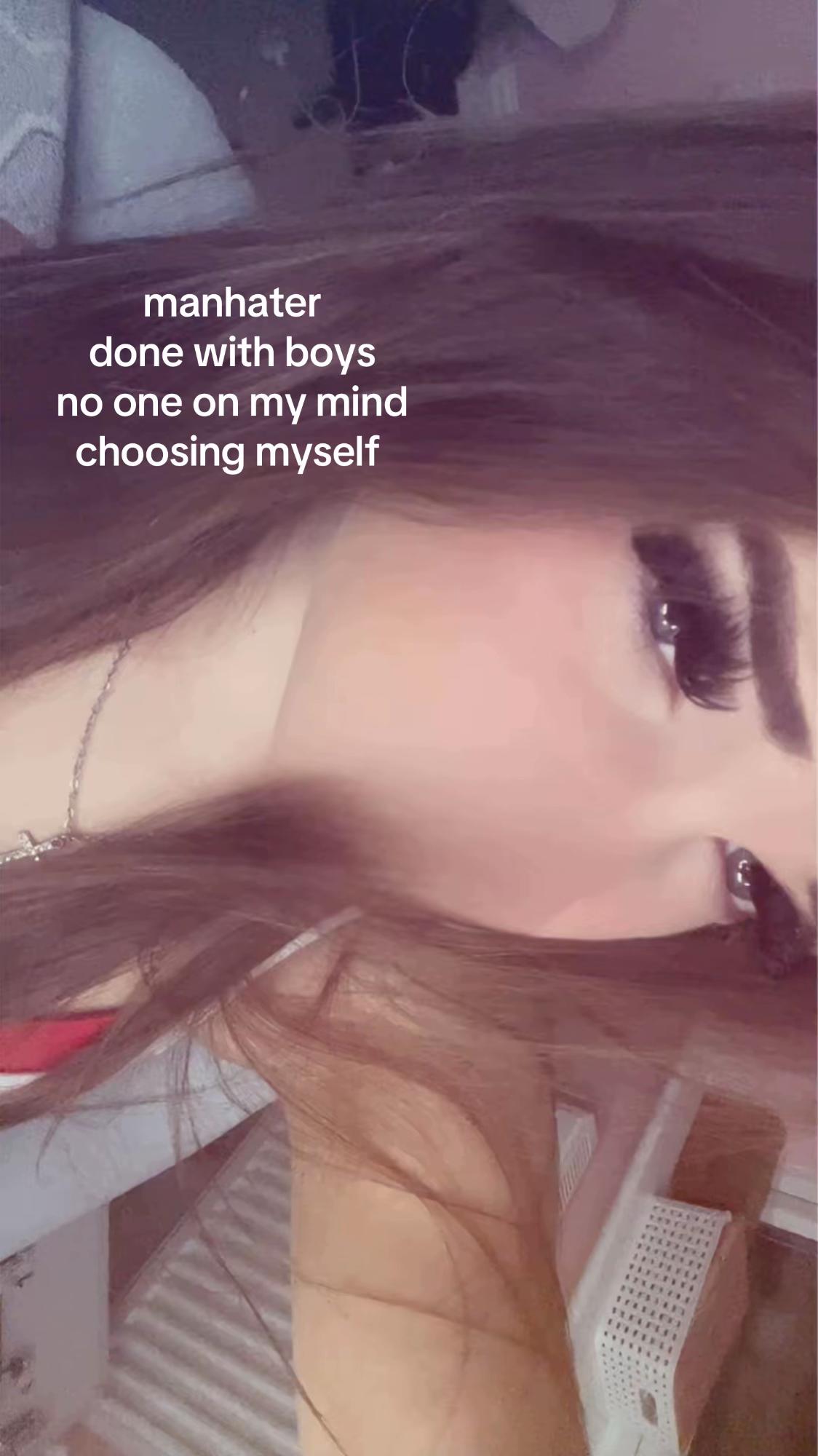 @𝒽𝒶𝓁𝓁ℯ✌︎︎𓅷