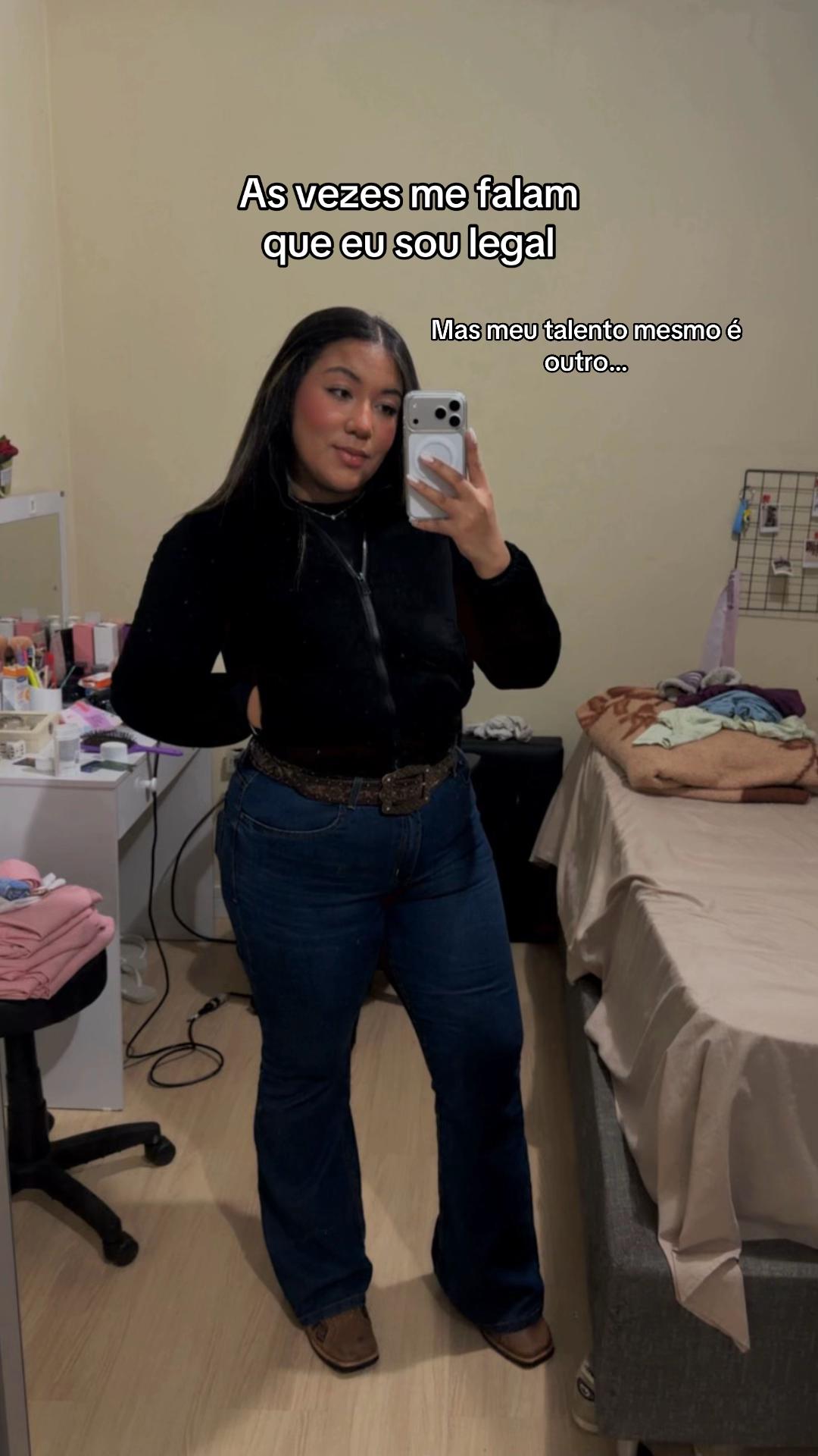 @Emilly Santos