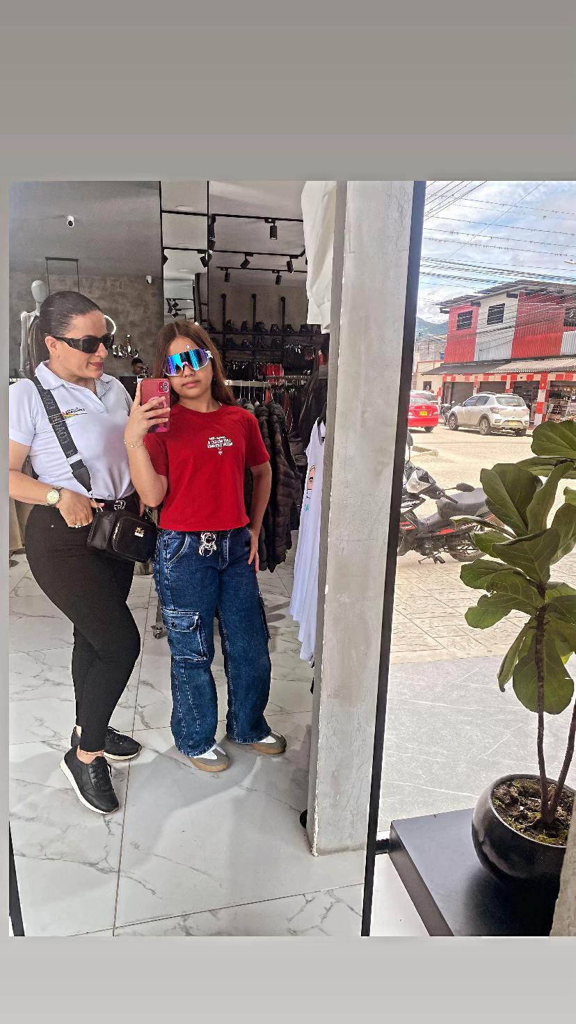 @LINA FERNANDA RIVERA
