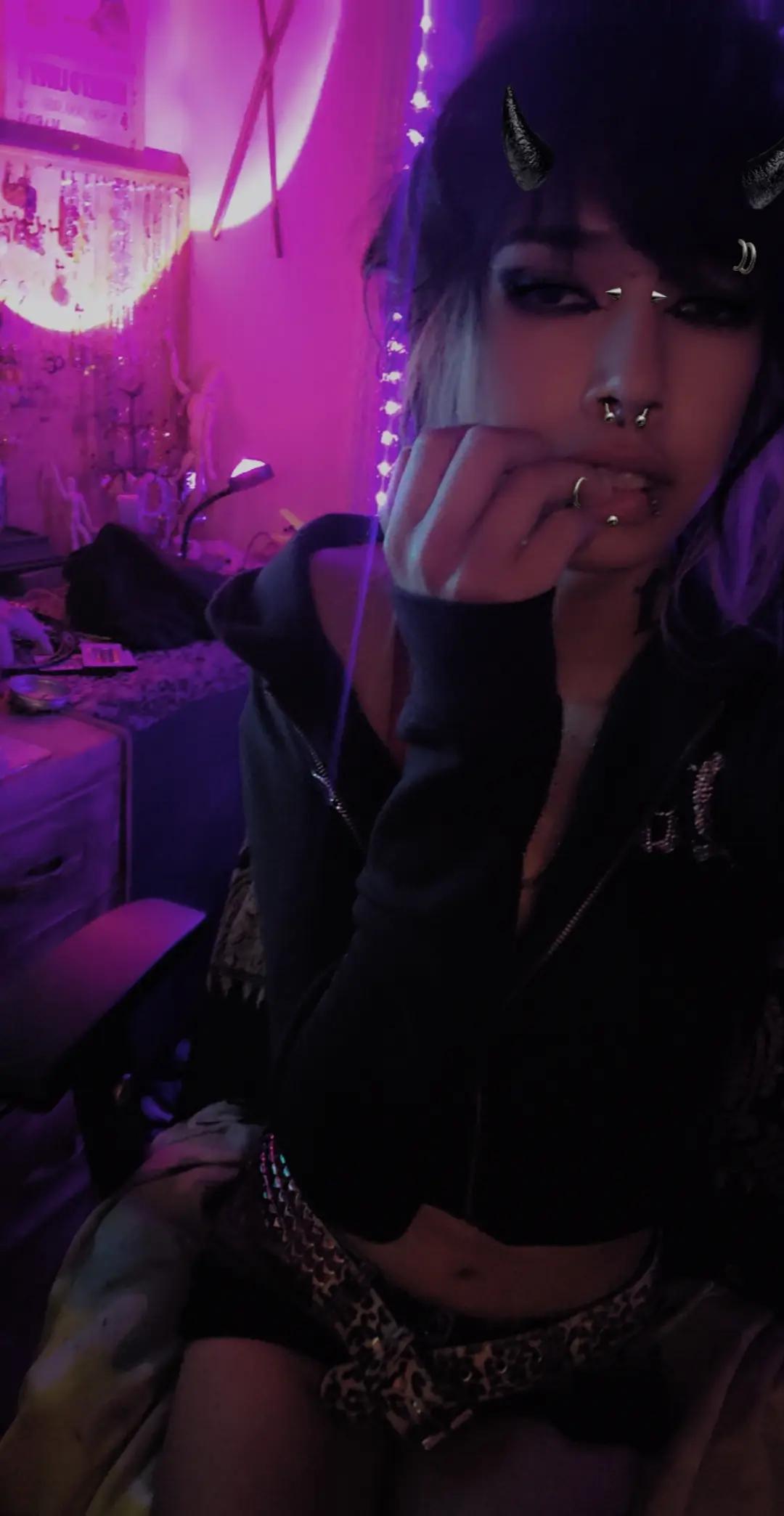 @𝕯𝖊𝖘𝖙𝖎𝖓𝖞