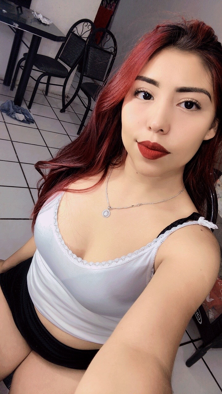 @Alesita💜🌸