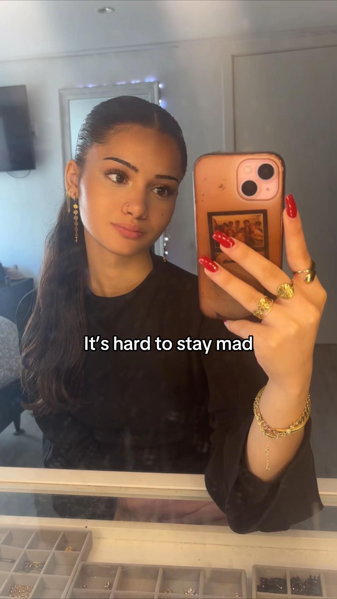 @𝐕𝐚𝐥𝐞𝐧𝐭𝐢𝐧𝐚🎀