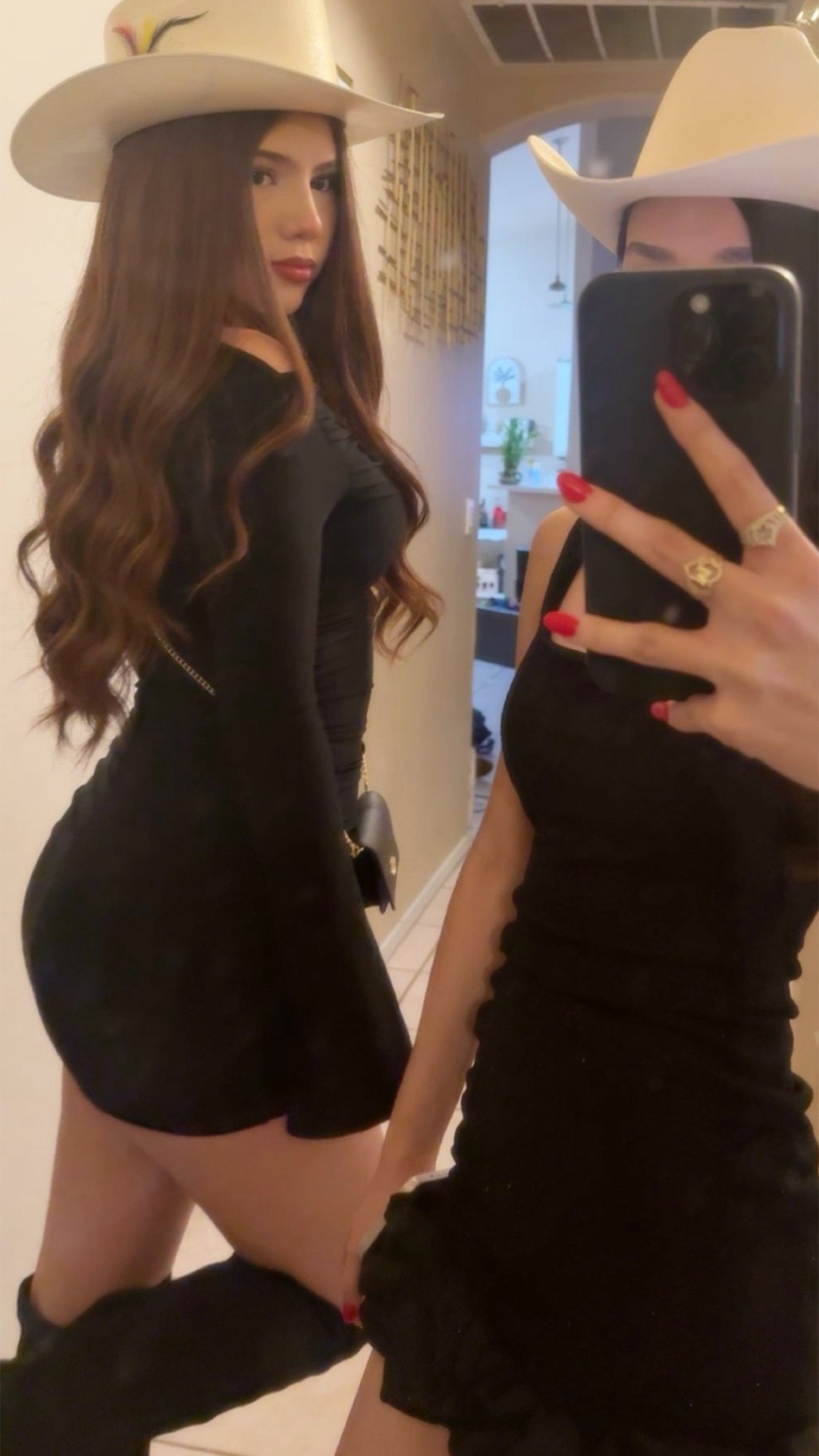 @a.nnely