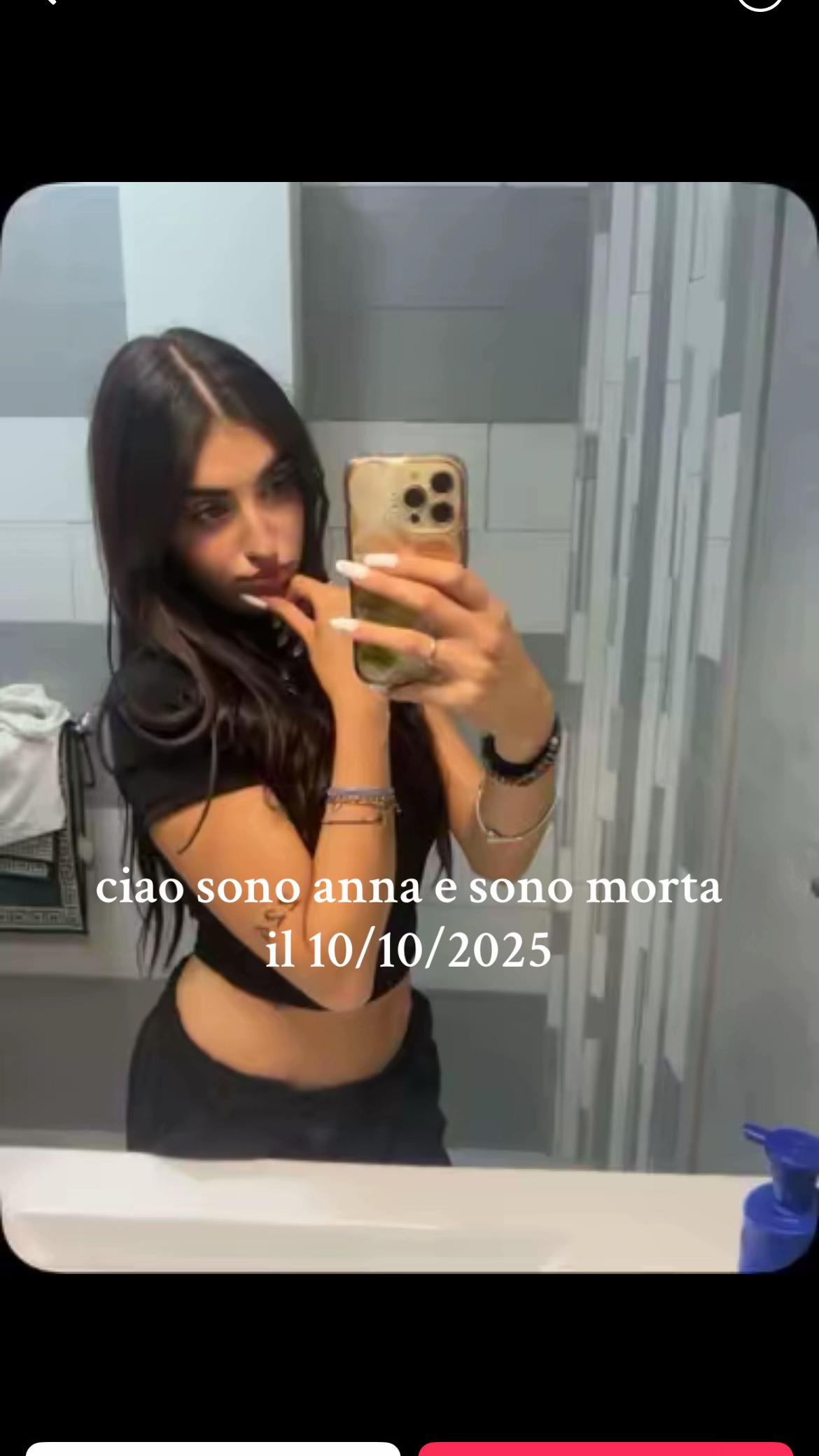 @_annarella___