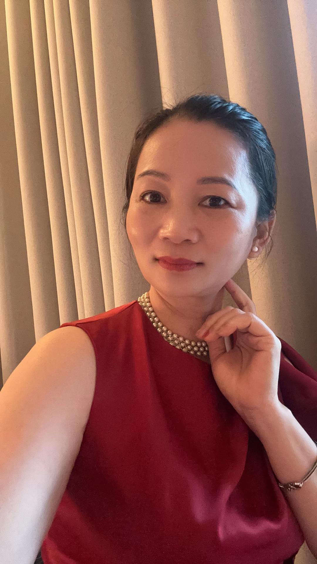 @Hoa s&uacute;n ( nh&iacute; nhố)