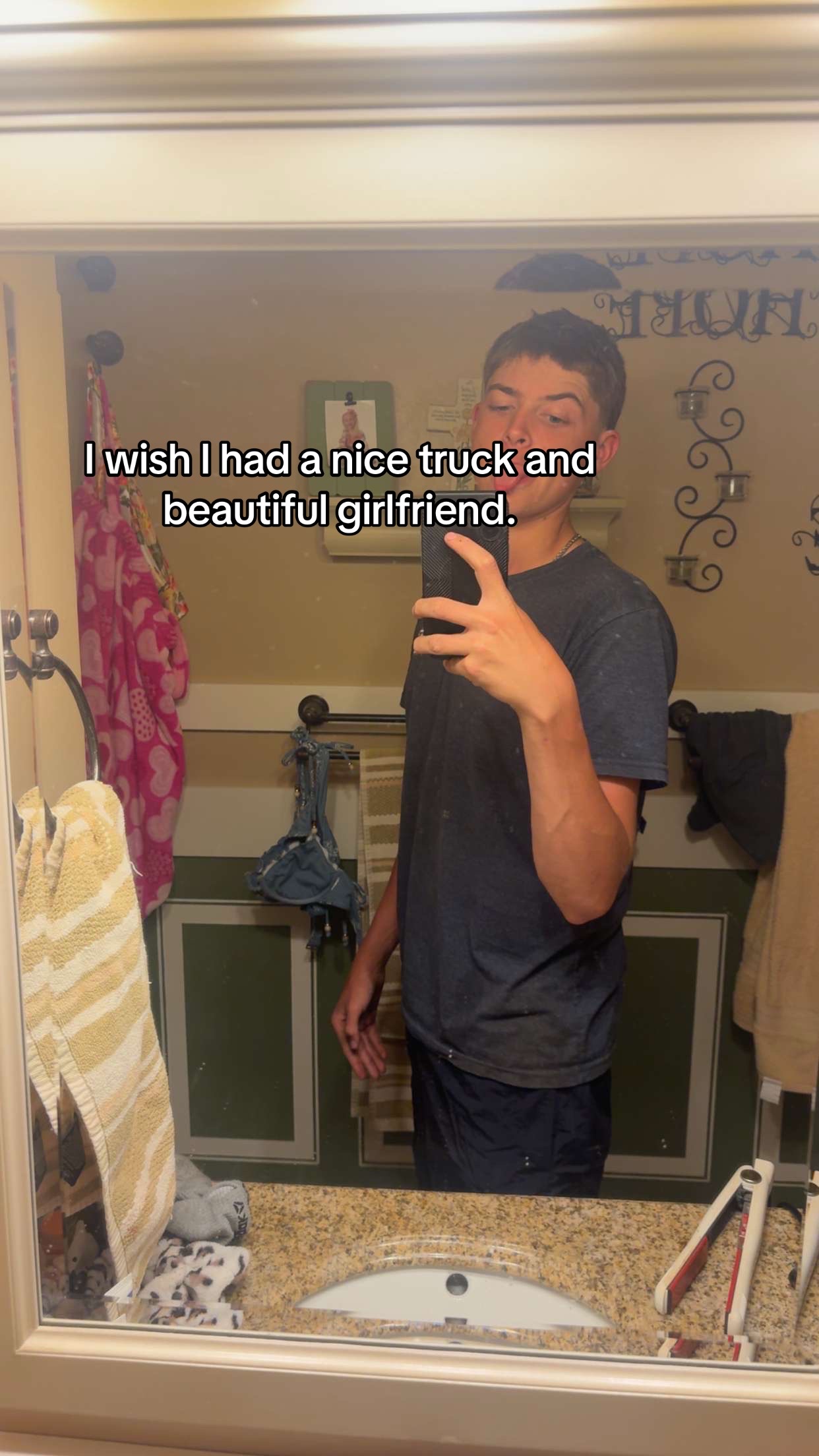 @𝔩𝔦𝔩 𝔤𝔞𝔫𝔤𝔰𝔱𝔞 😮&zwj;💨