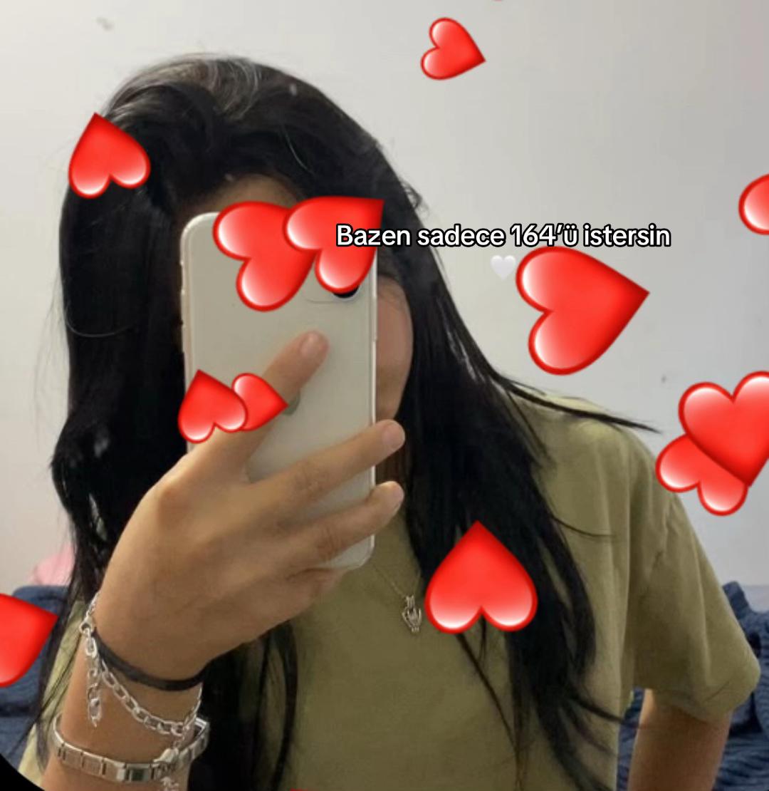 @𝓔𝓵𝓮𝔂𝓼𝓪🃏