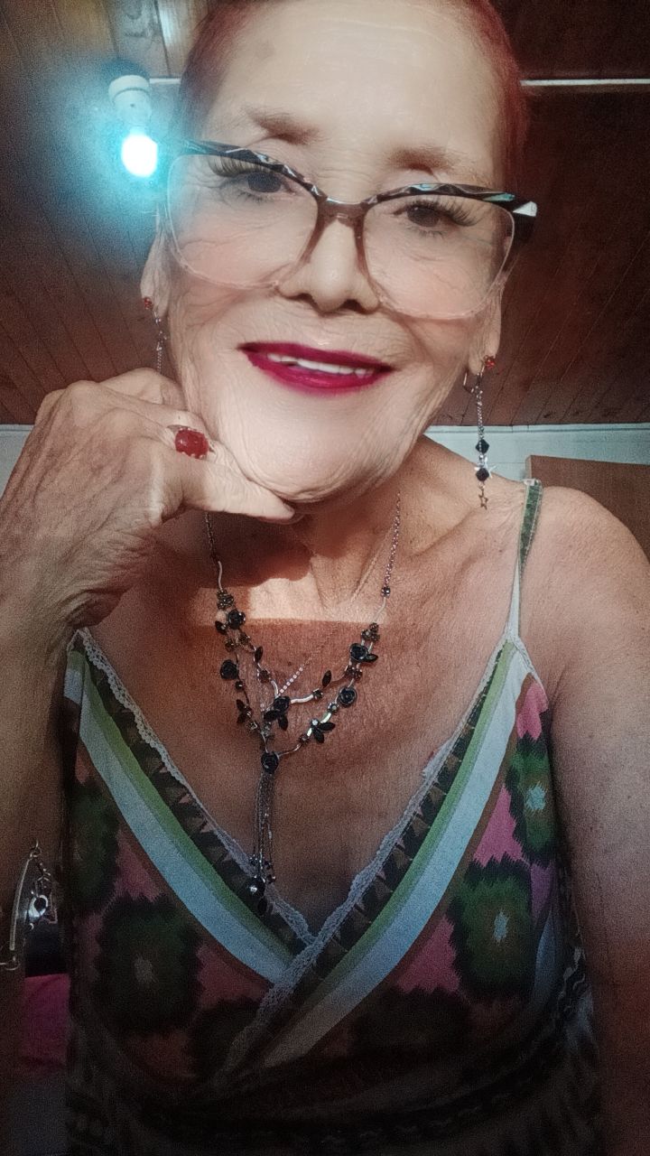 @Ana Alvarado2788