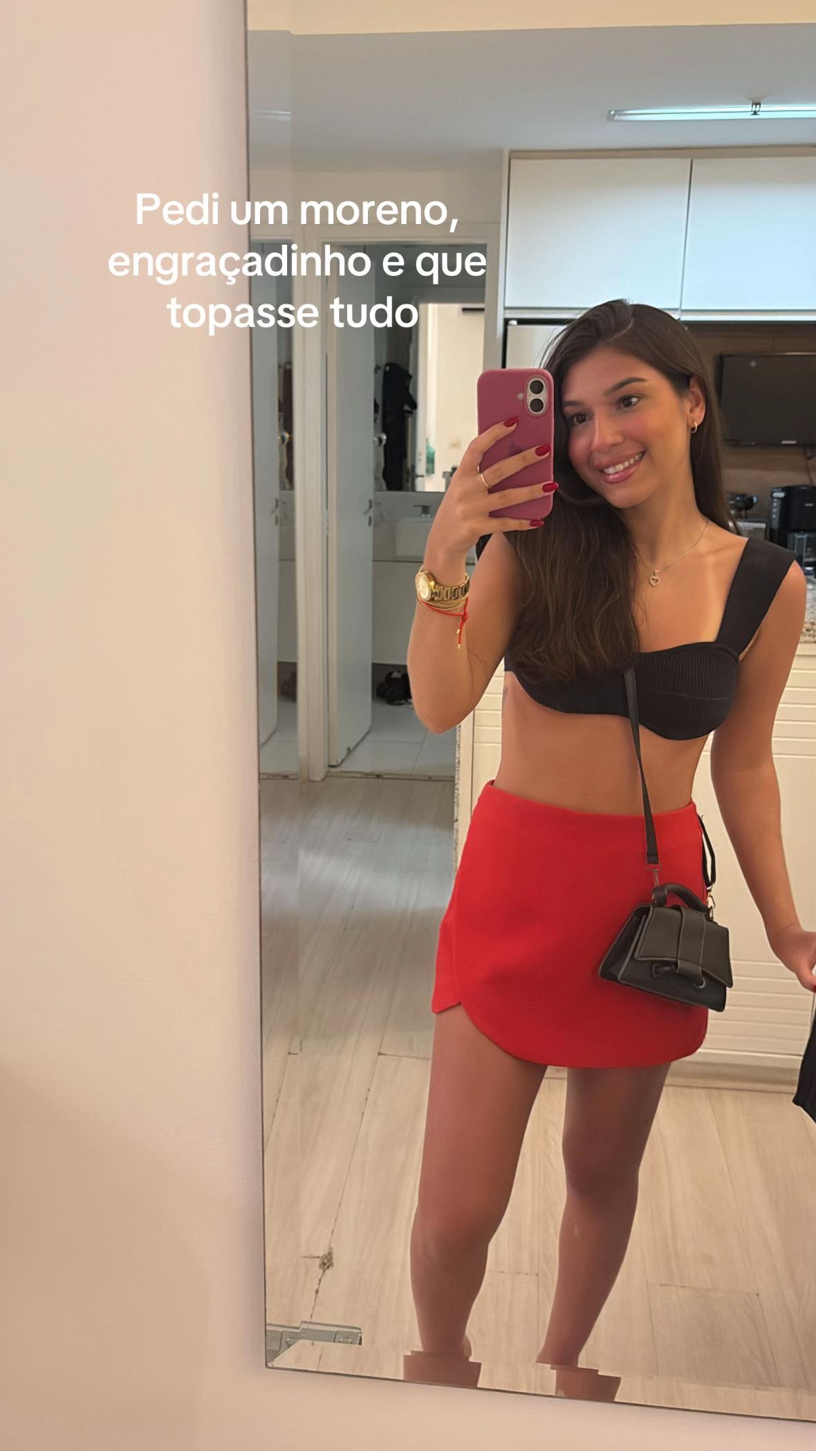 @Ana Clara