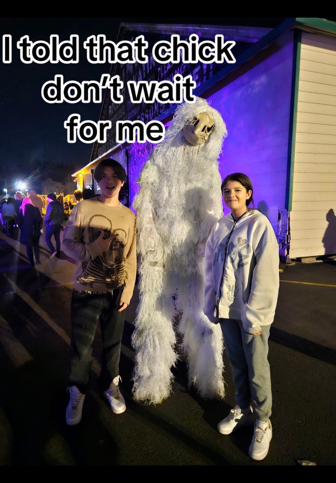 @️