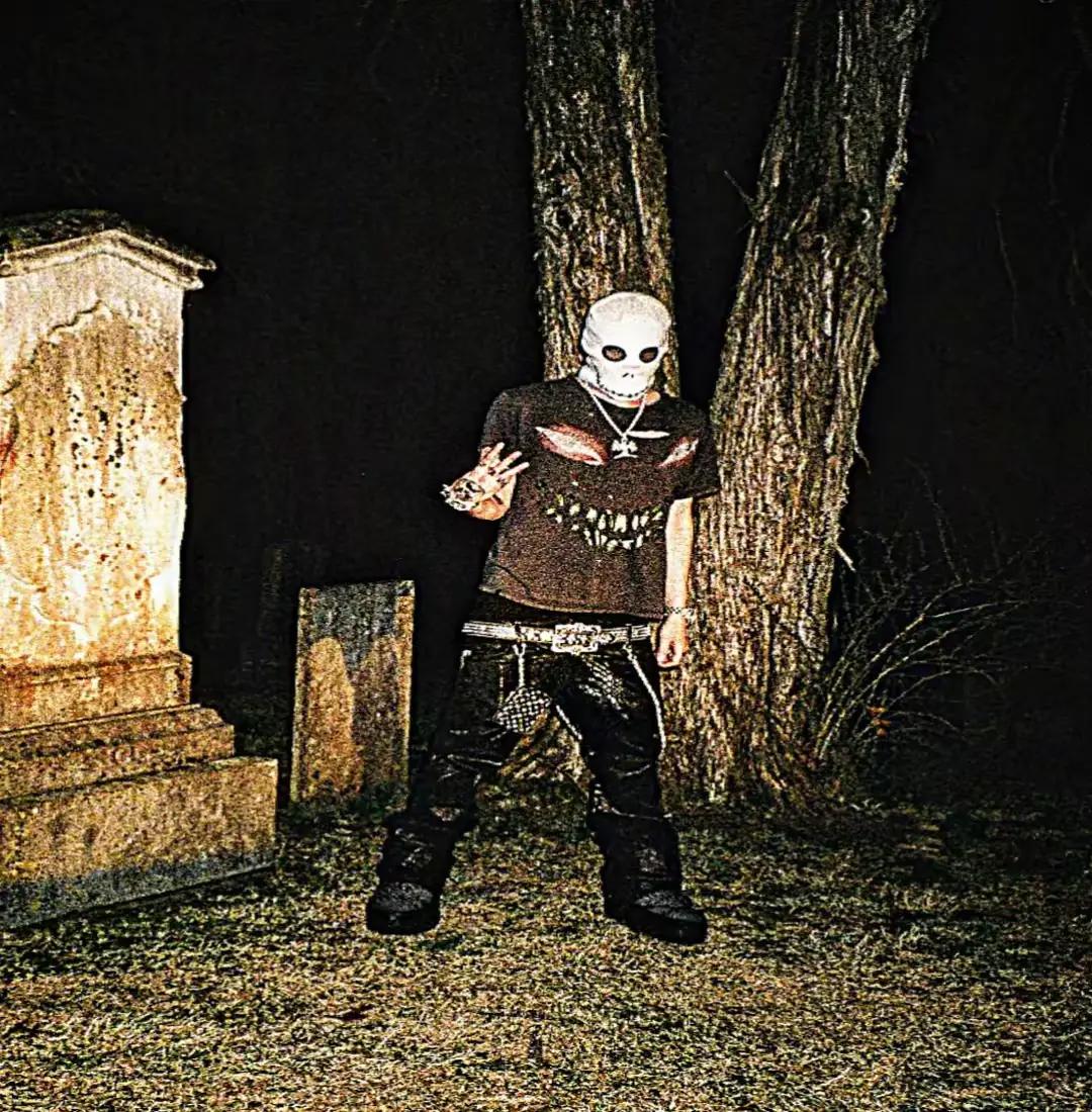 @vintage graveman 🩸ひ