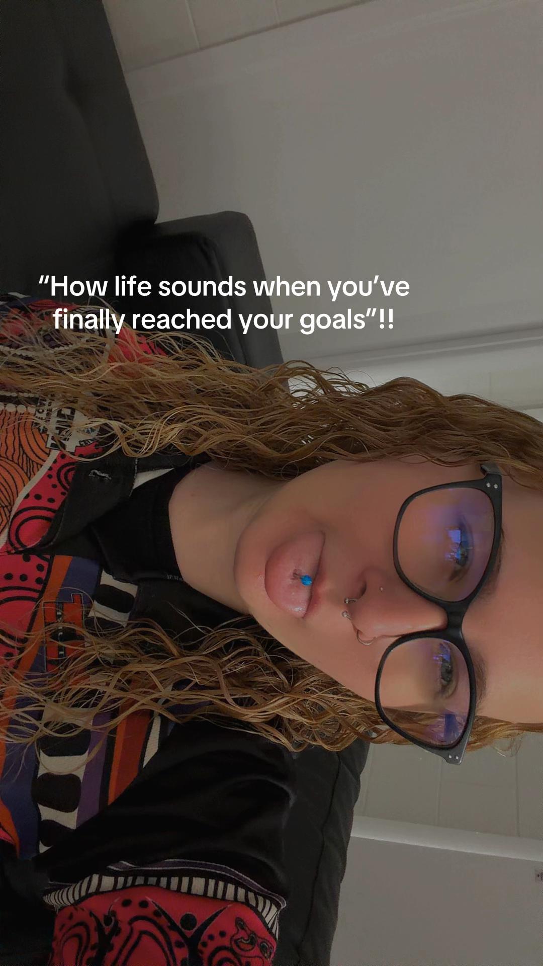@Naya💞