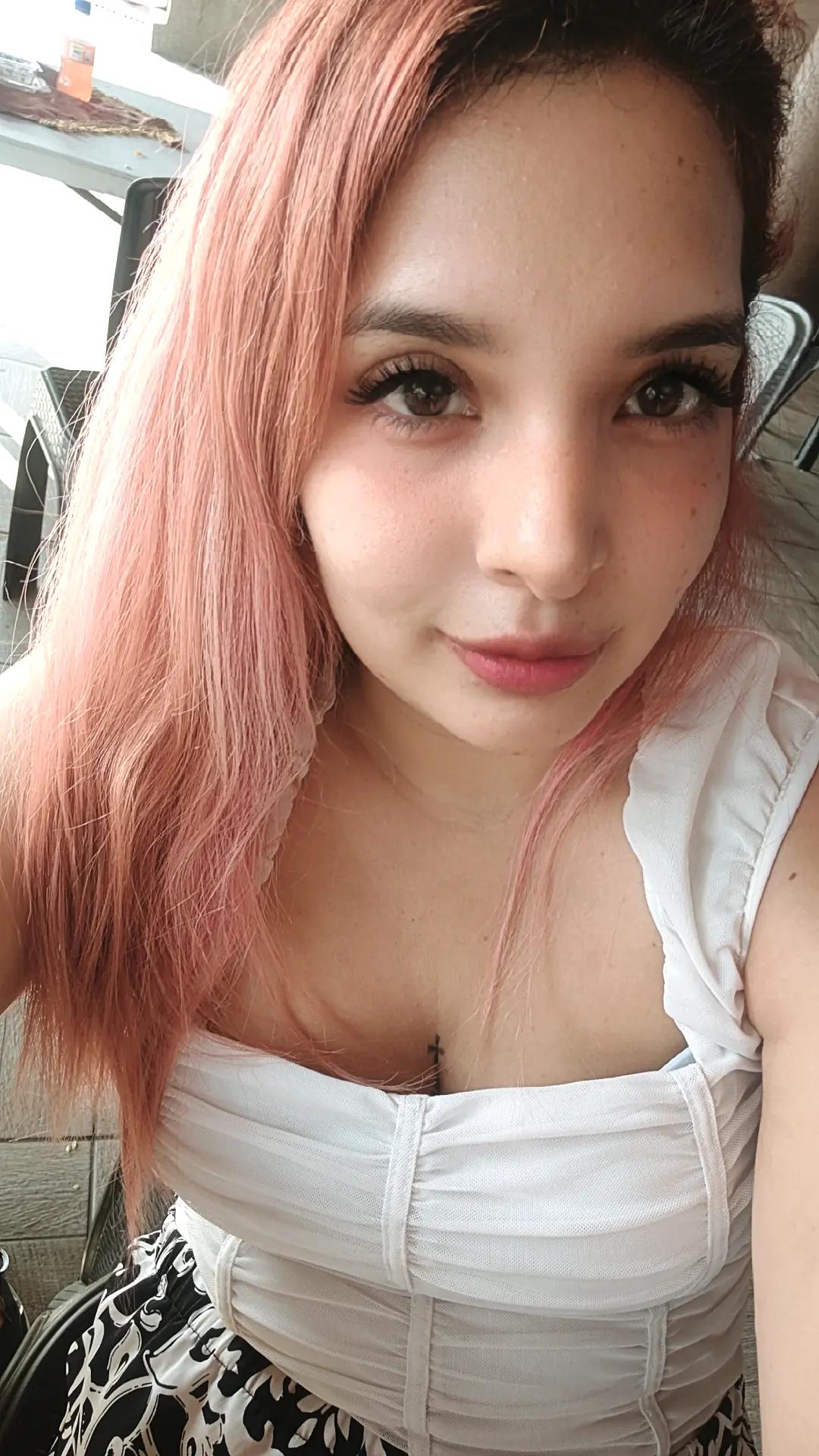 @Nicole flores