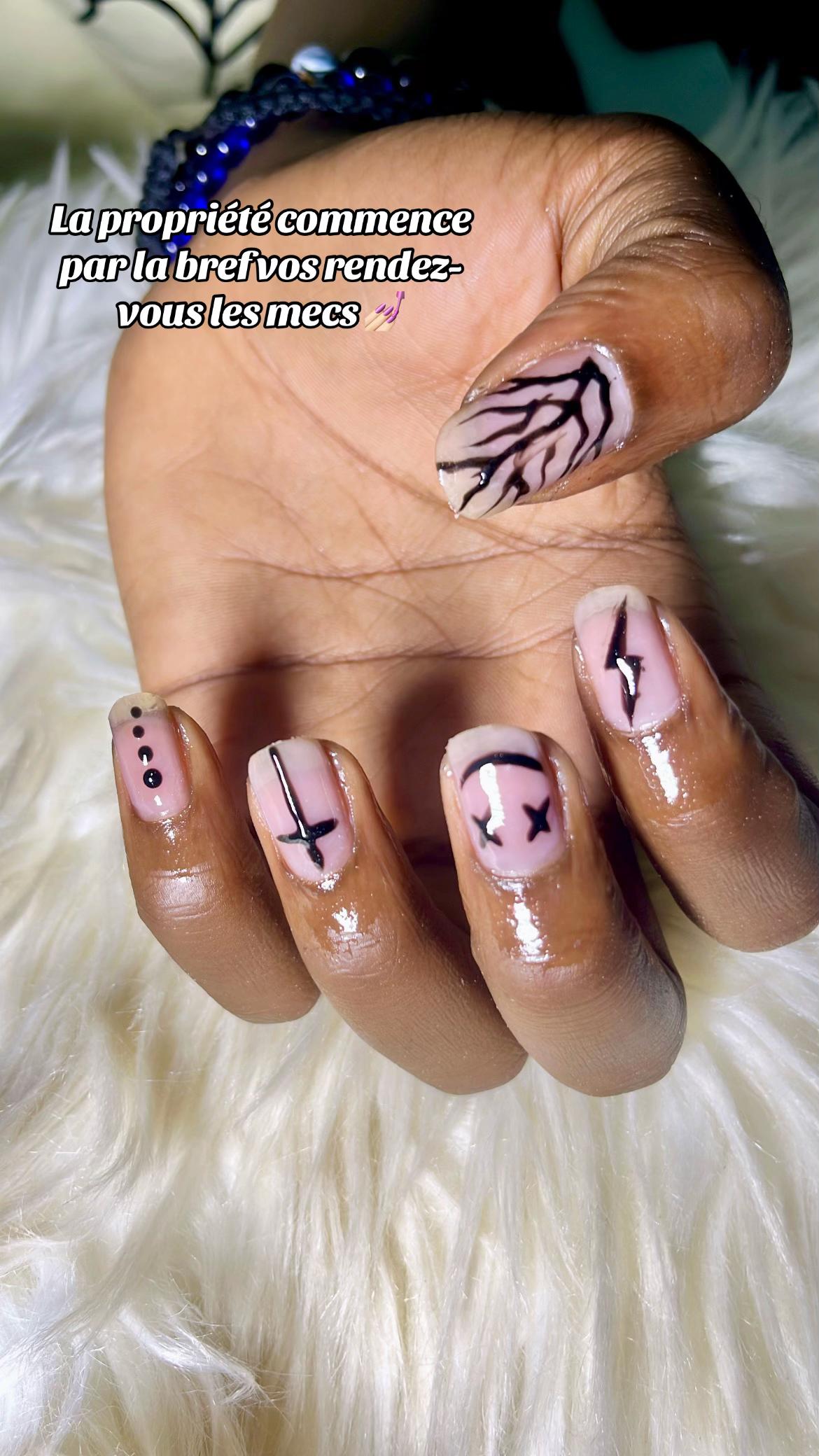 @Lorea❤️🧸🦋💅