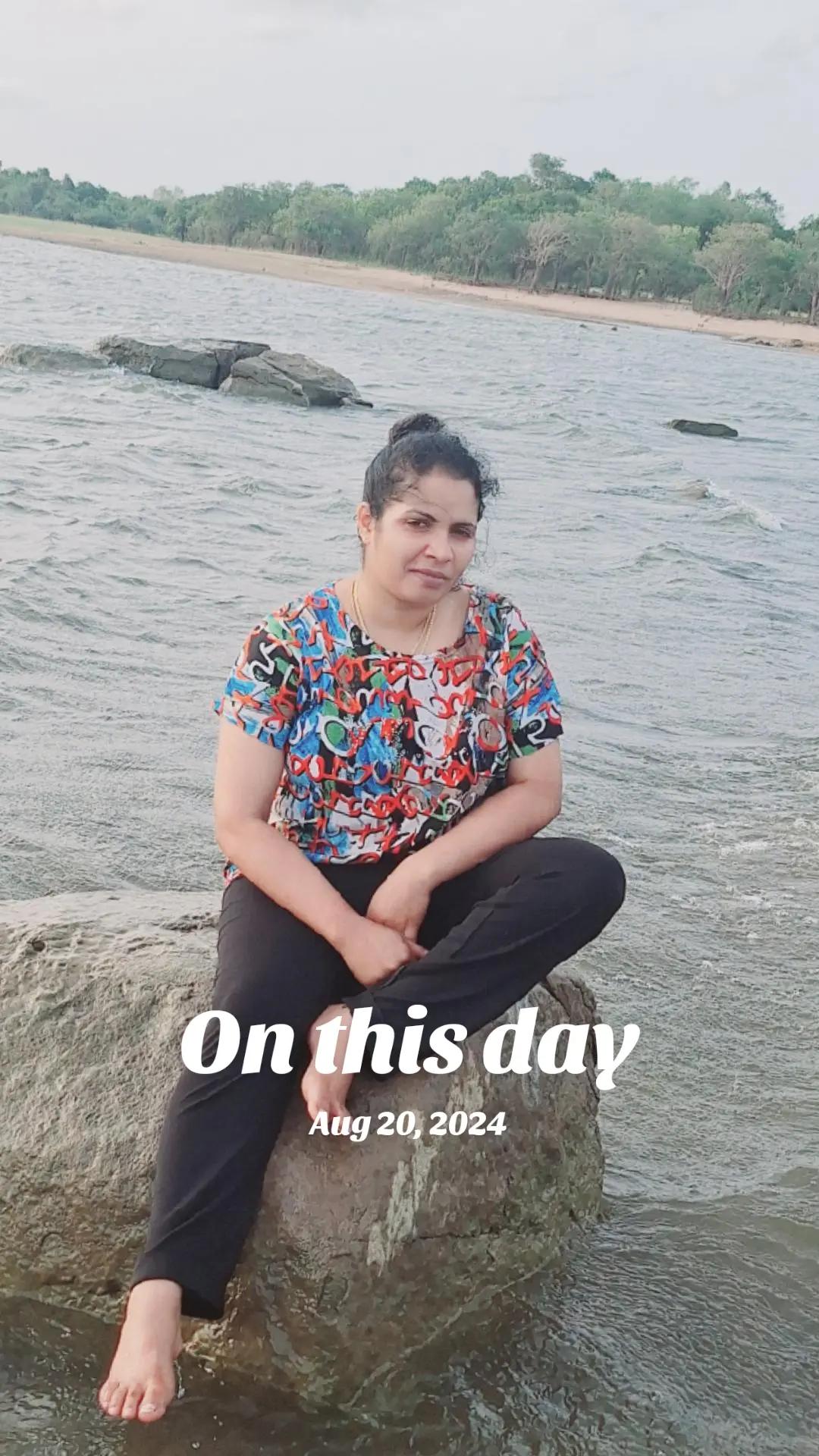 @❤️..Nilu.D online