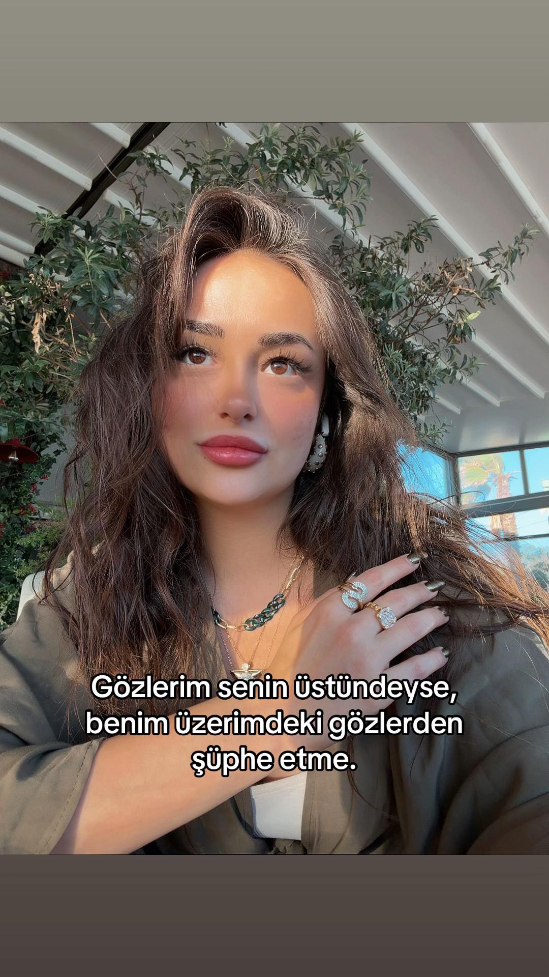 @Sera
