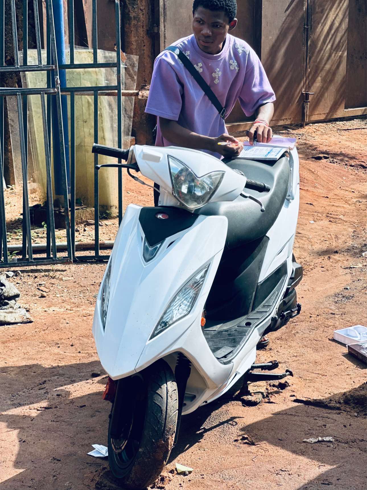 @Darian 🏍️