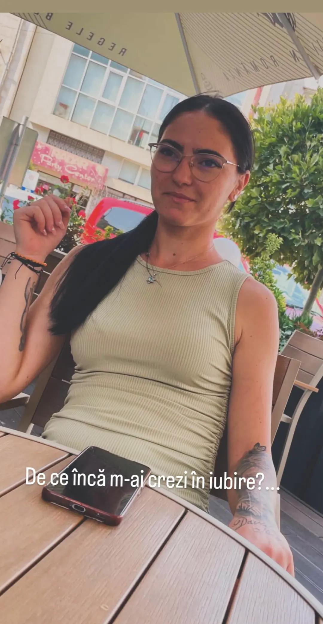 @Alexandra Adriana