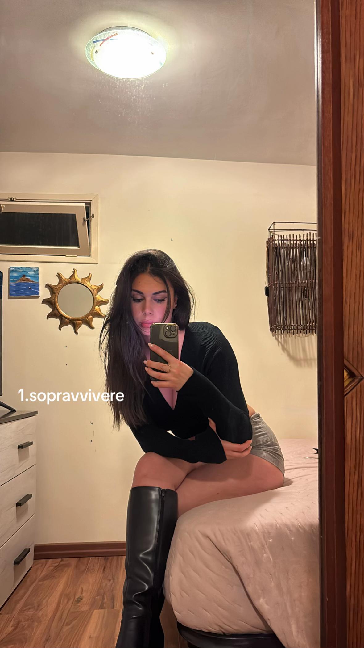 @_manuelitaaa