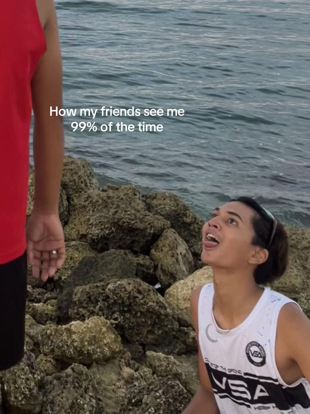 @👻