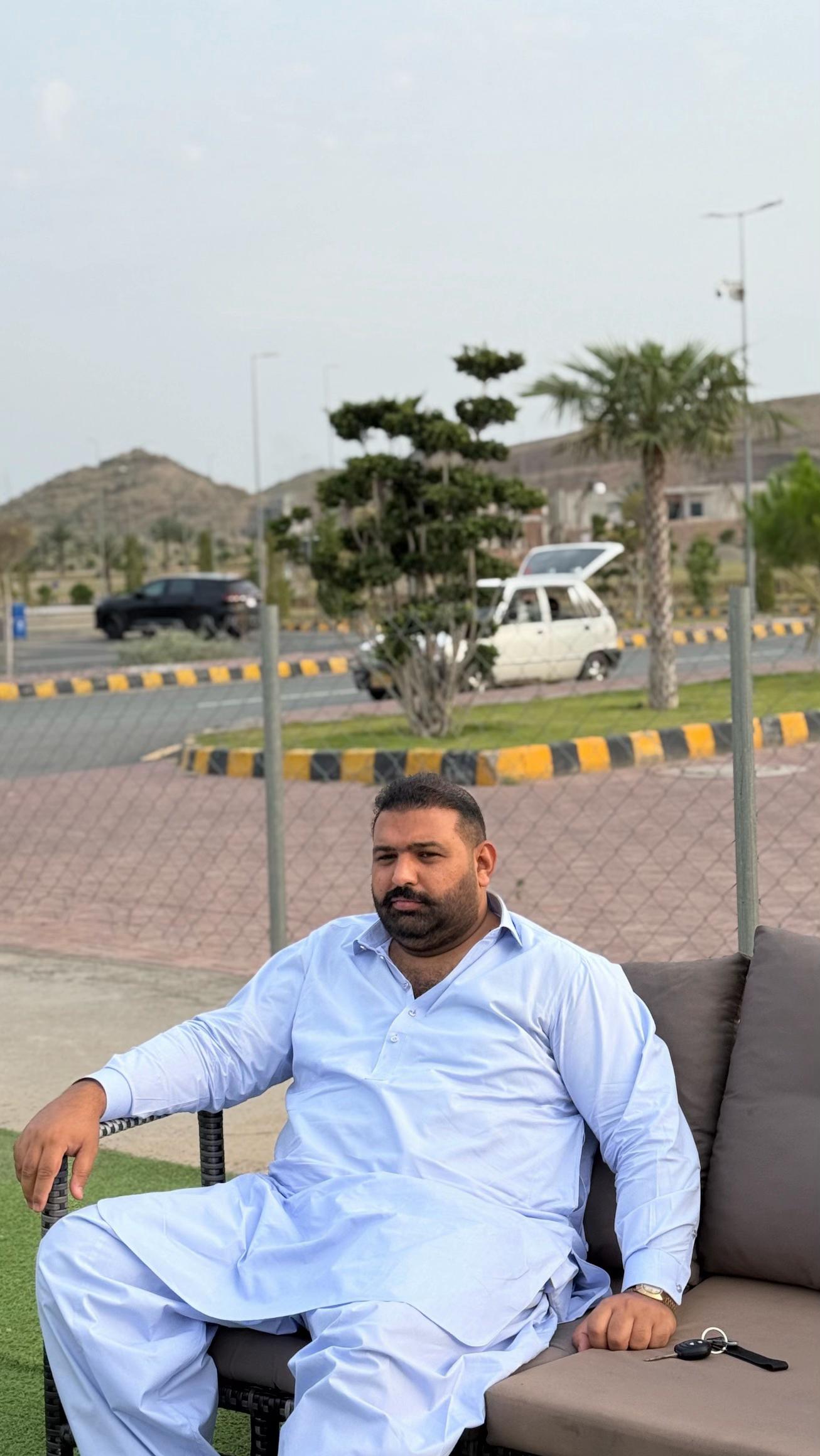 @ABDULLAH(Hussain Motors).