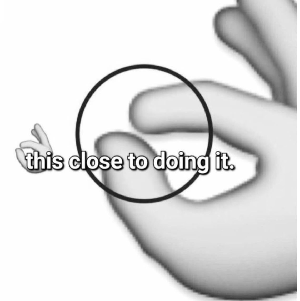 @⃟