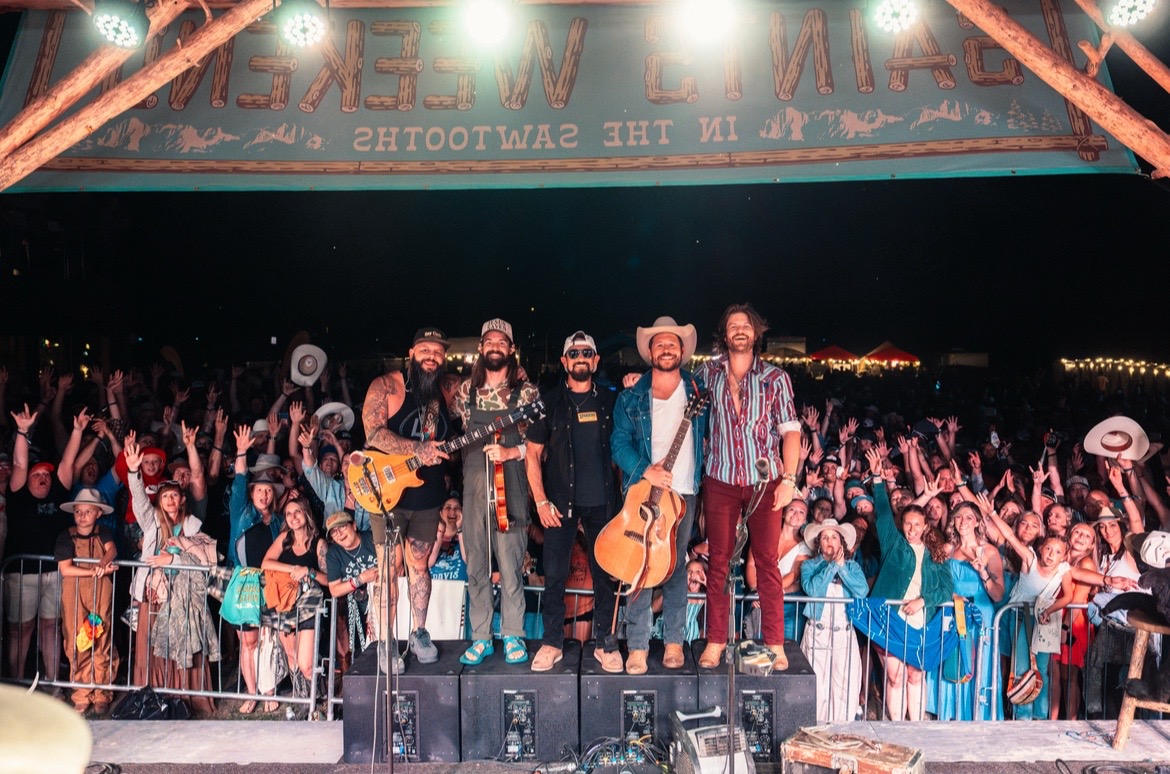 @Shane Smith & The Saints
