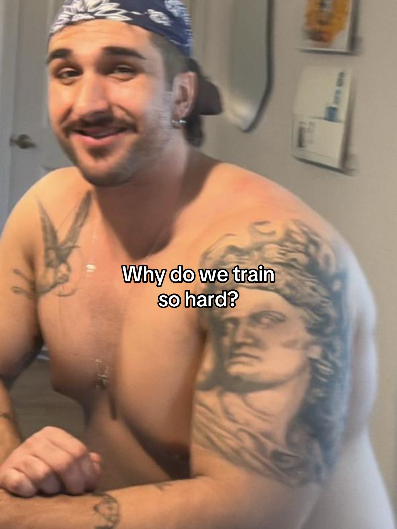 @goliathliftzz 6’6 bodybuilder
