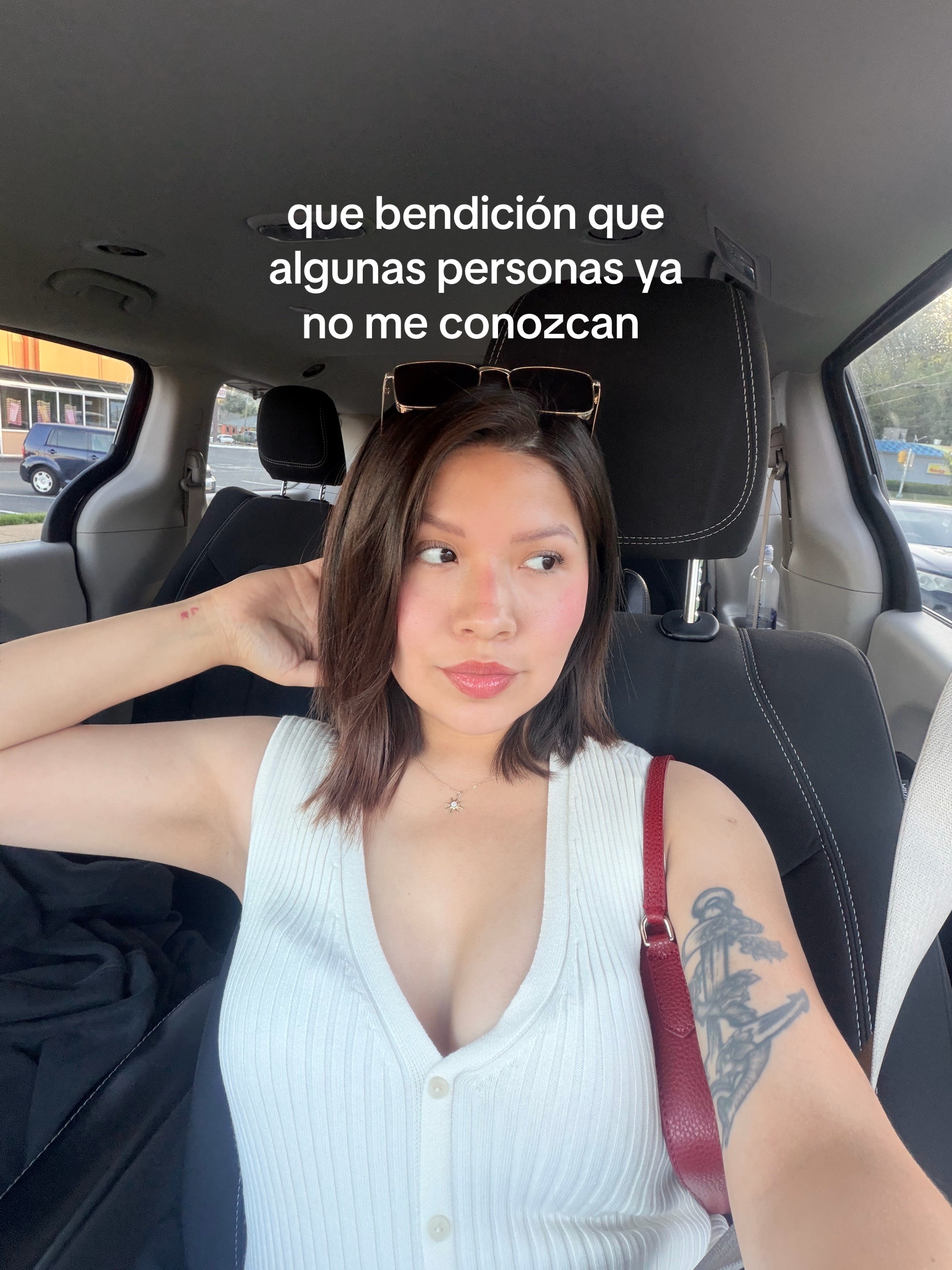 @YessBitchi🐱