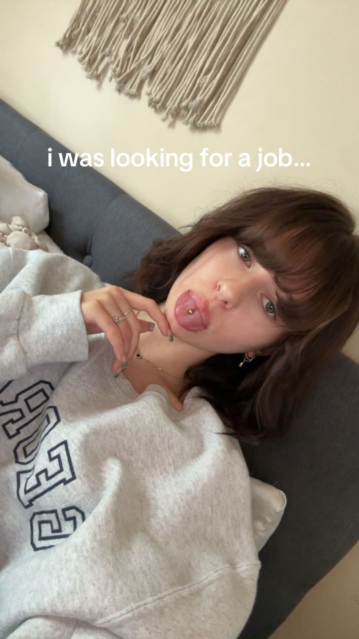 @rhy🌝